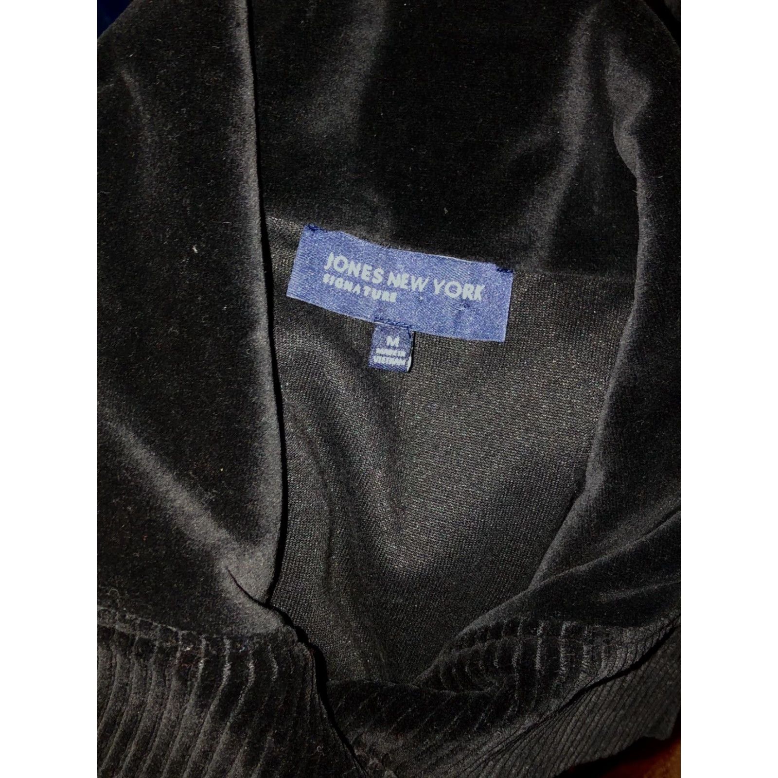Jones New York Jones NY Jacket M Black Velour Button Front Convertible Collar Front Pockets Womens Cardigan Jacket Velour Black M Size M / US 6-8 / IT 42-44 - 4 Thumbnail