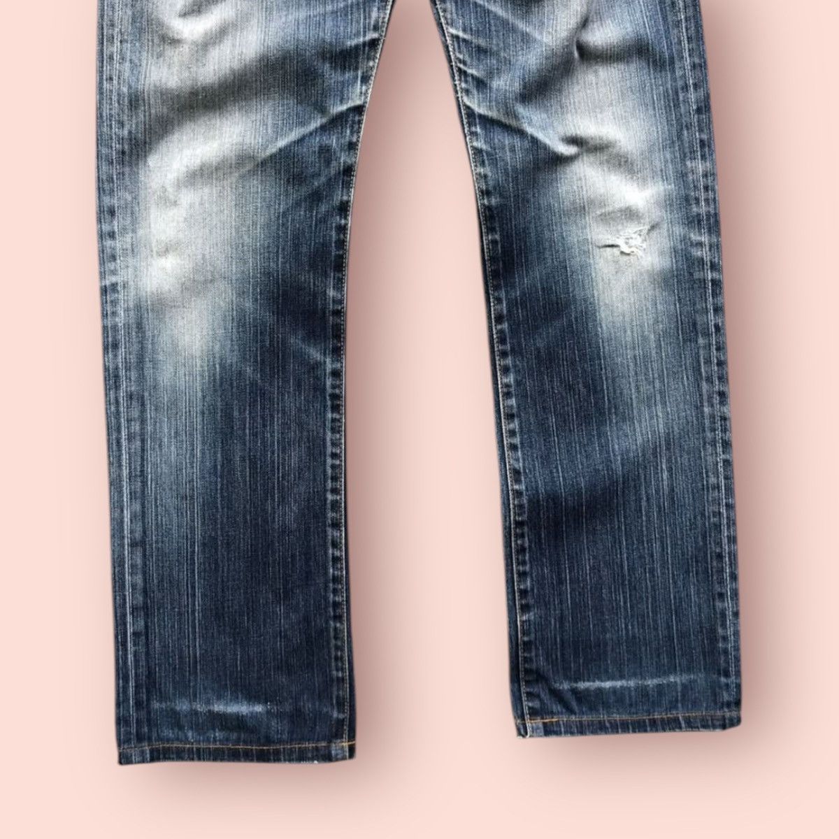 Jun Takahashi × Uniqlo VINTAGE UNIQLO S-001 DISTRESSED SLIM FIT STRAIGHT JEANS Size US 31 - 11 Thumbnail
