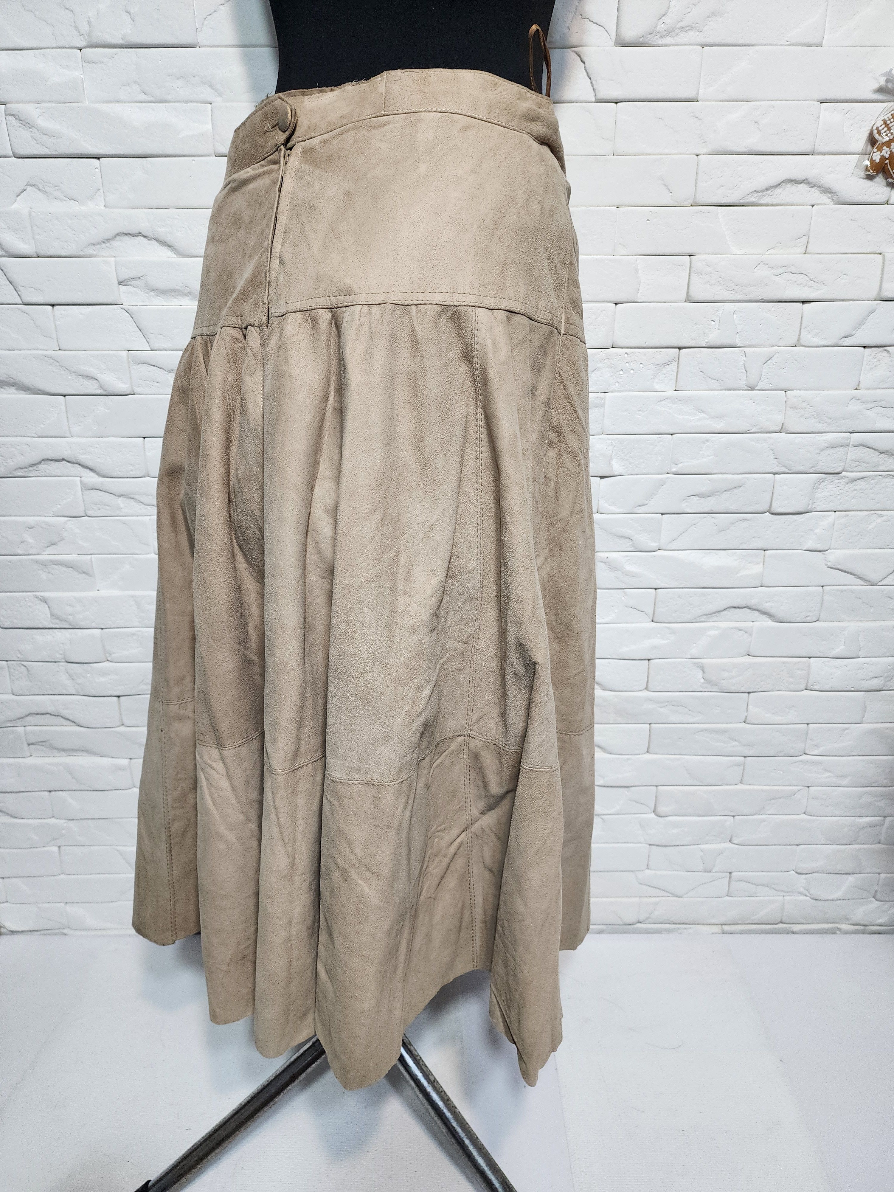 Other Beige Leather Skirt: Flared Skirt. Size 31" - 6 Thumbnail