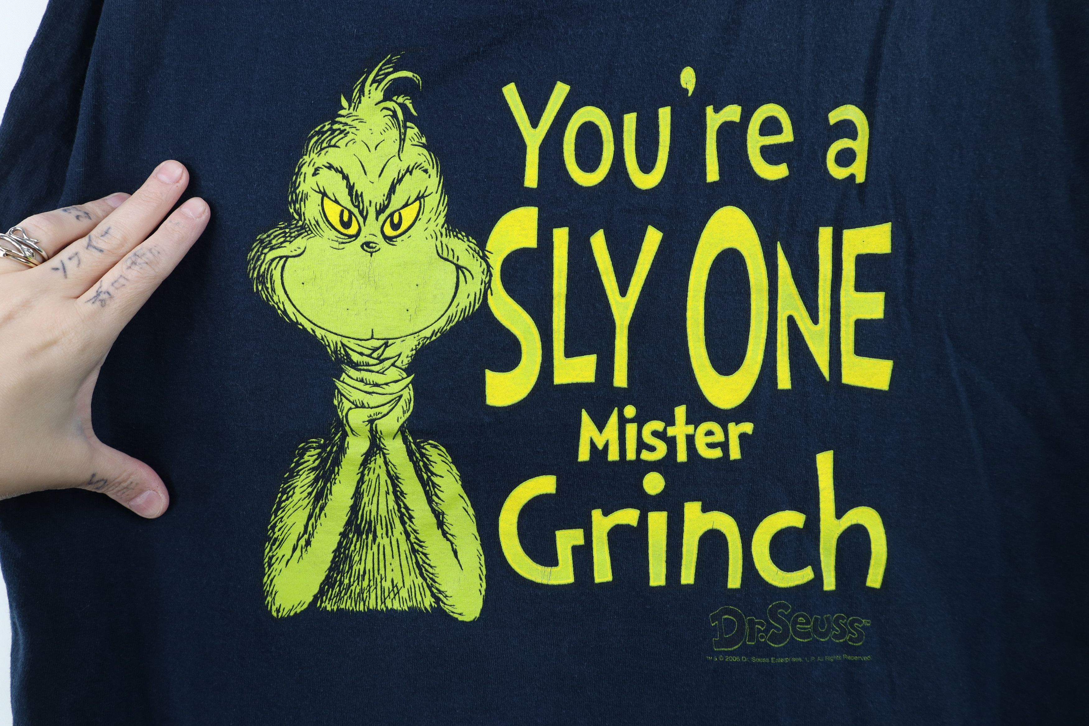 Vintage Vintage Y2K Dr Seuss Christmas Grinch Short Sleeve T-Shirt Size US XL / EU 56 / 4 - 4 Thumbnail