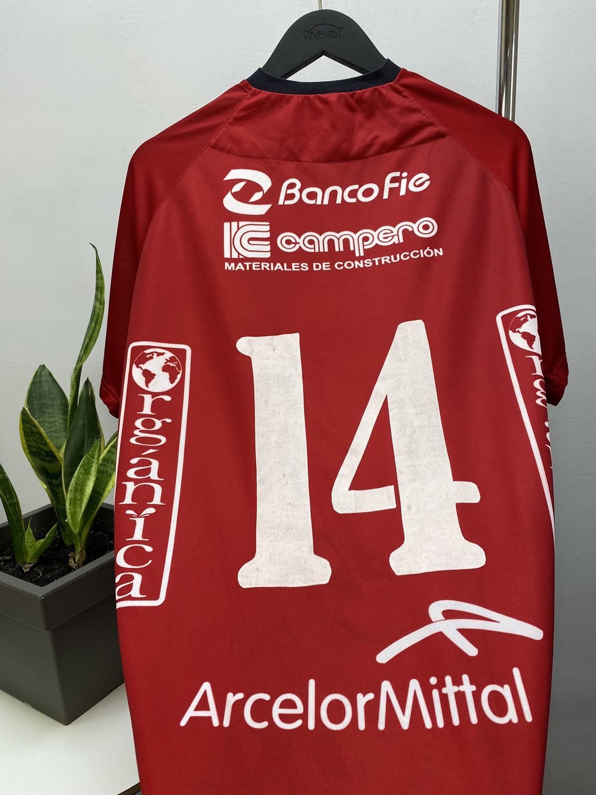 Vintage Jorge Wilstermann #14 Home Soccer Jersey 2014 2015 Bolivian Size US L / EU 52-54 / 3 - 20 Thumbnail