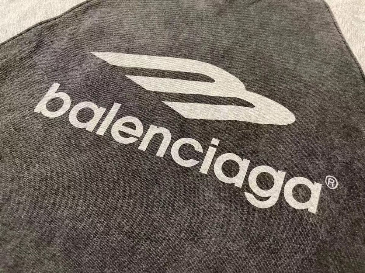Balenciaga Balenciaga 3B Logo Oversized Tee Size US M / EU 48-50 / 2 - 5 Thumbnail