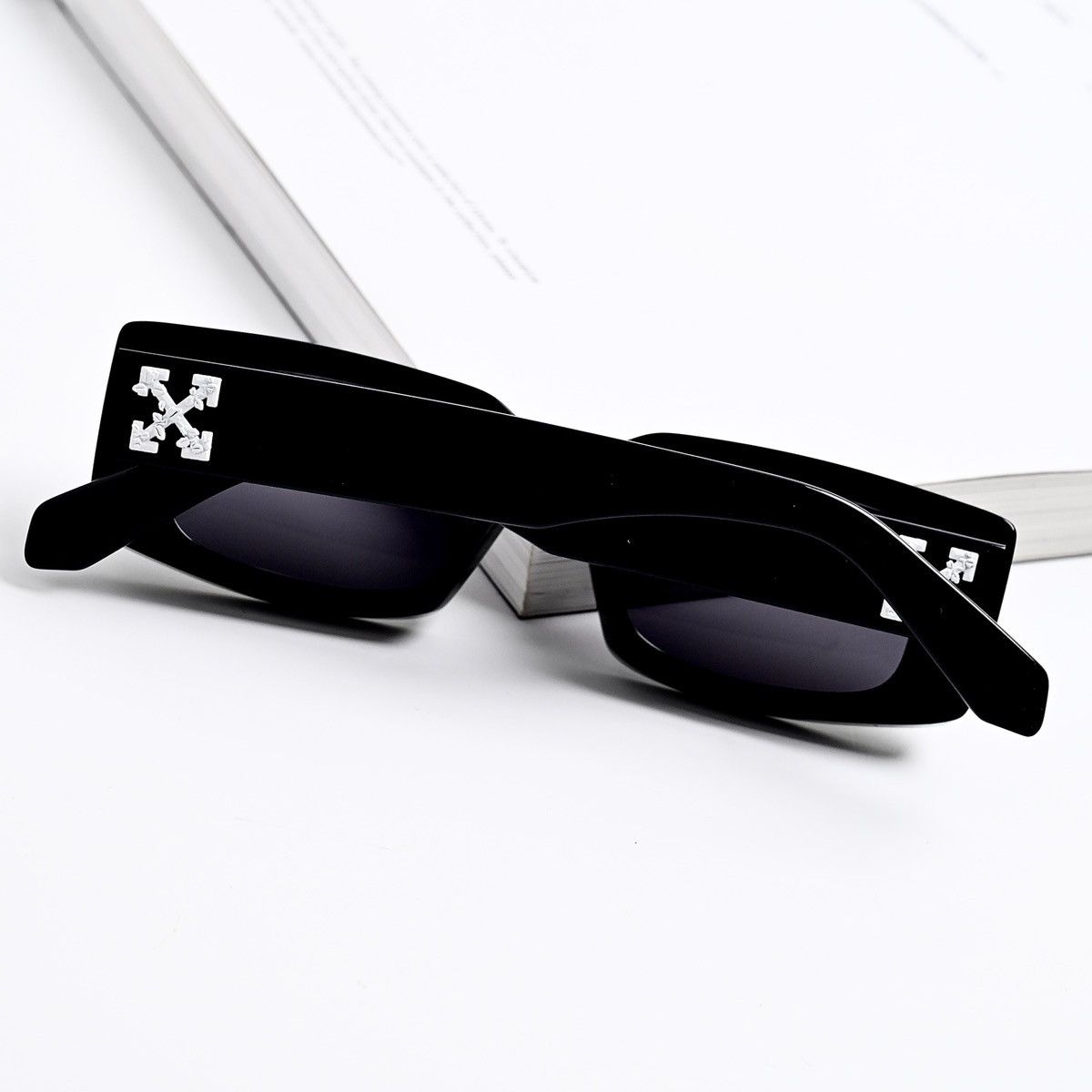Off-White OFF WHITE ARTHUR SUNGLASSES Size ONE SIZE - 10 Thumbnail
