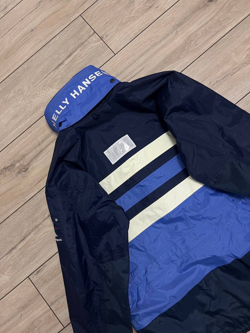 Helly Hansen Vintage 90s Helly Hansen Sailing Jacket Yachting Hooded Size US S / EU 44-46 / 1 - 12 Thumbnail
