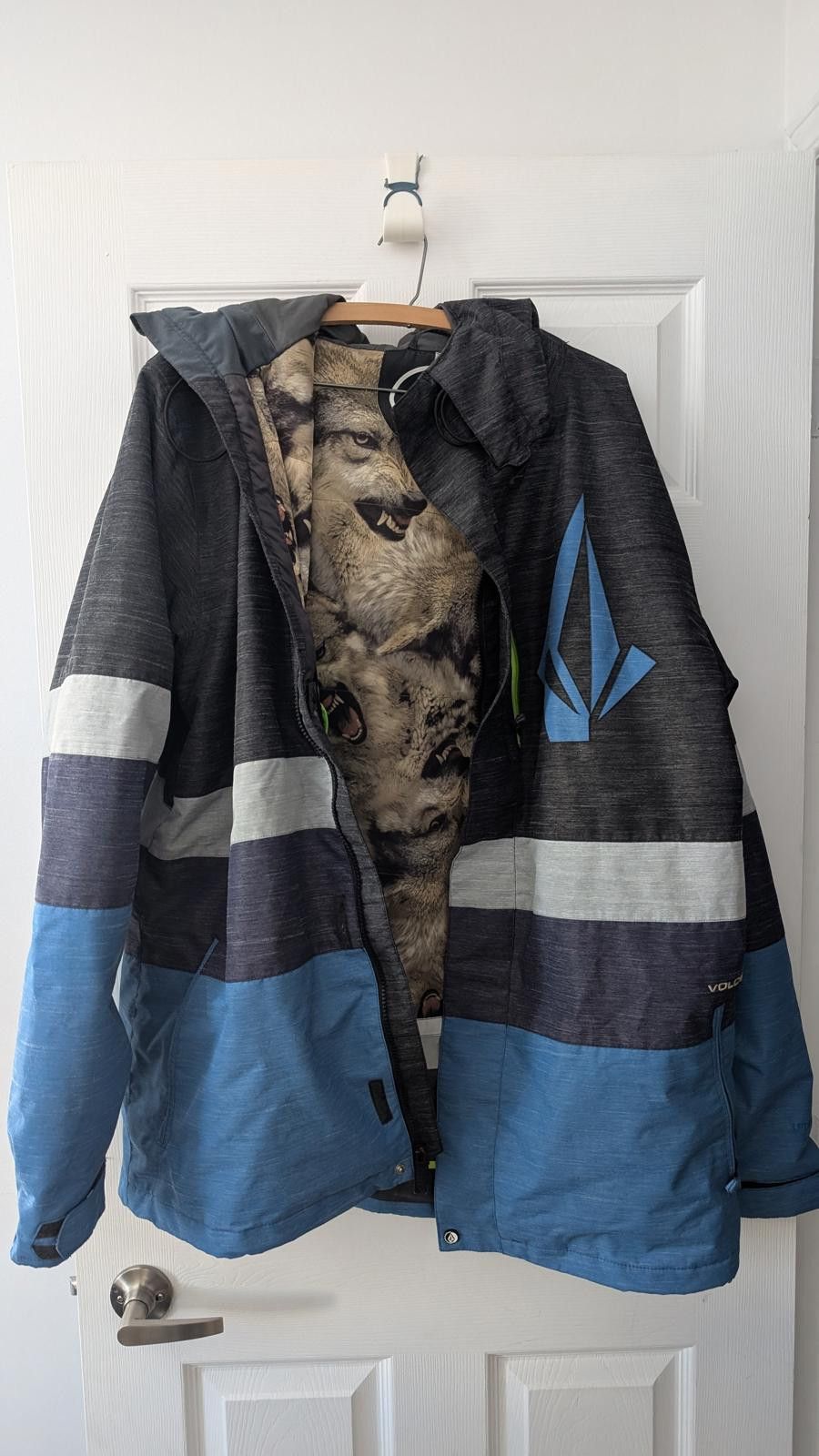 Vest Volcom Snowboard Jacket XL Let It Storm Coat Wolf