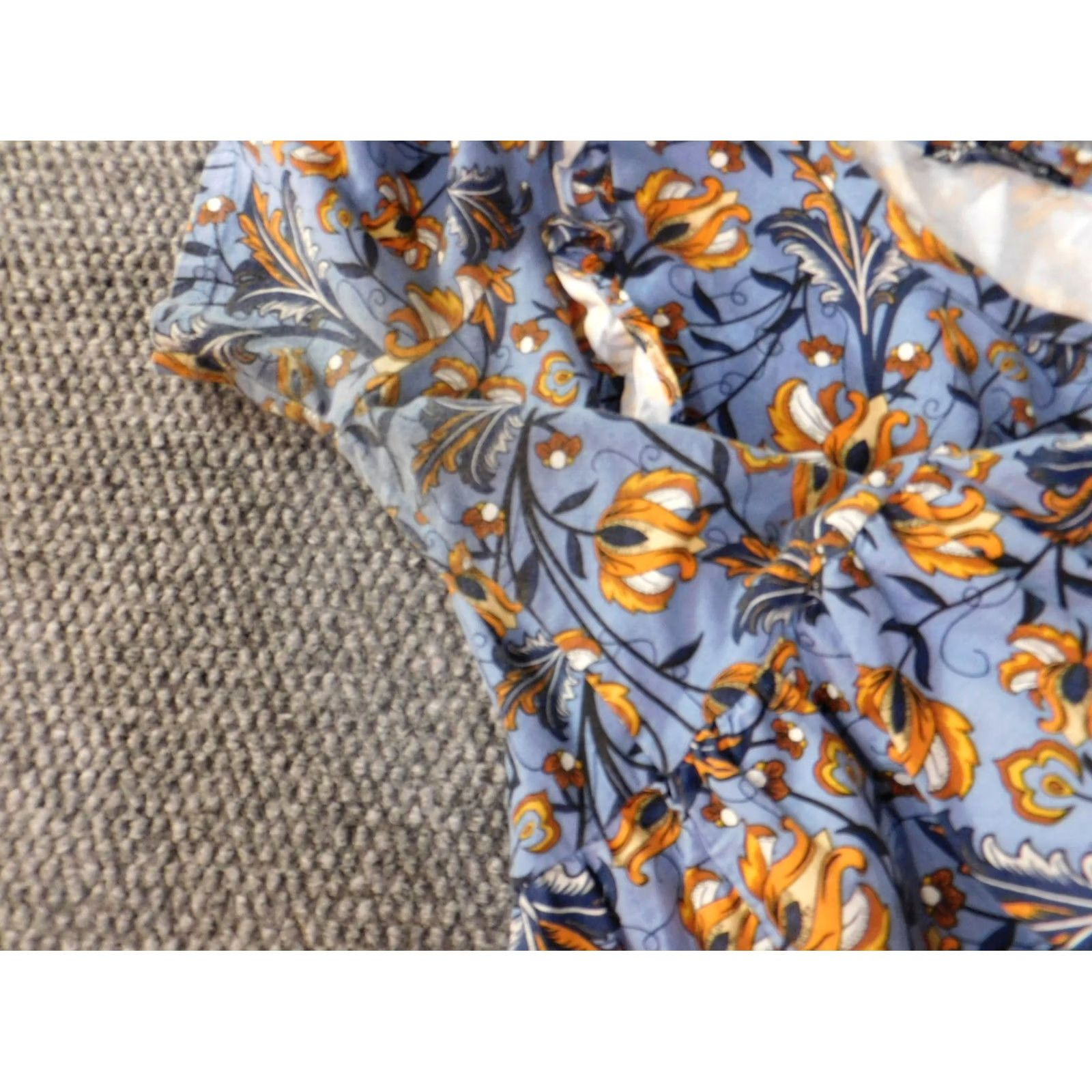 Zara Zara Woman Blue Floral Knit Top Short Sleeve Crew Neck Pullover Cotton Regular Size S Small Shirt Blouse Modern Casual Size S / US 4 / IT 40 - 7 Thumbnail