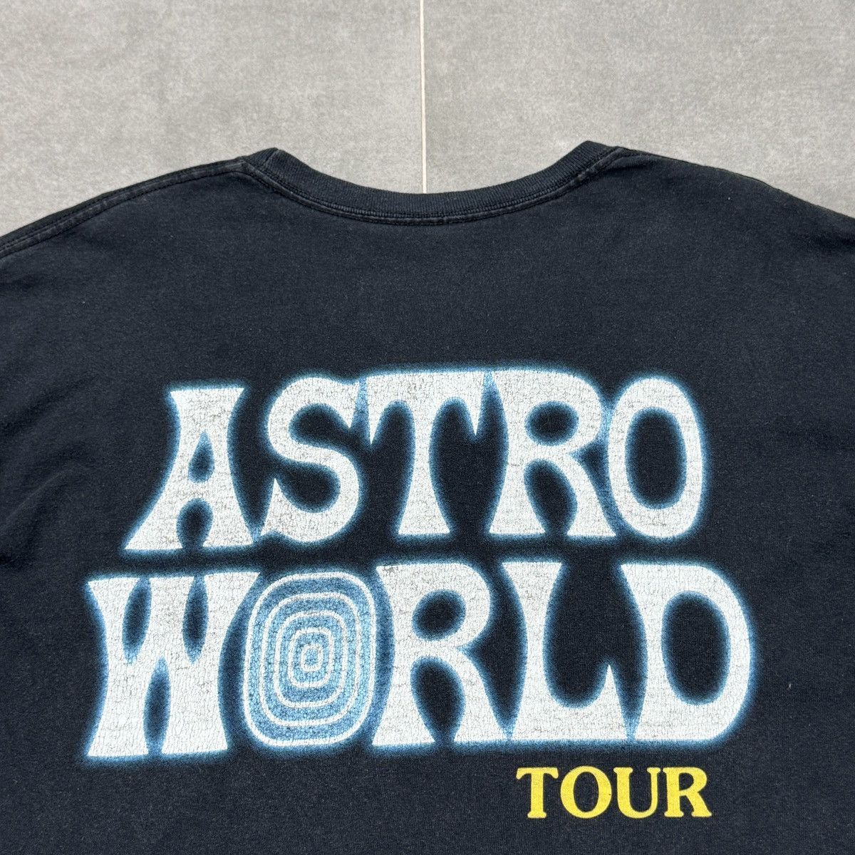 Band Tees × Travis Scott Travis Scott Astroworld Tour Wish You Were Here Shirt Size US M / EU 48-50 / 2 - 16 Thumbnail