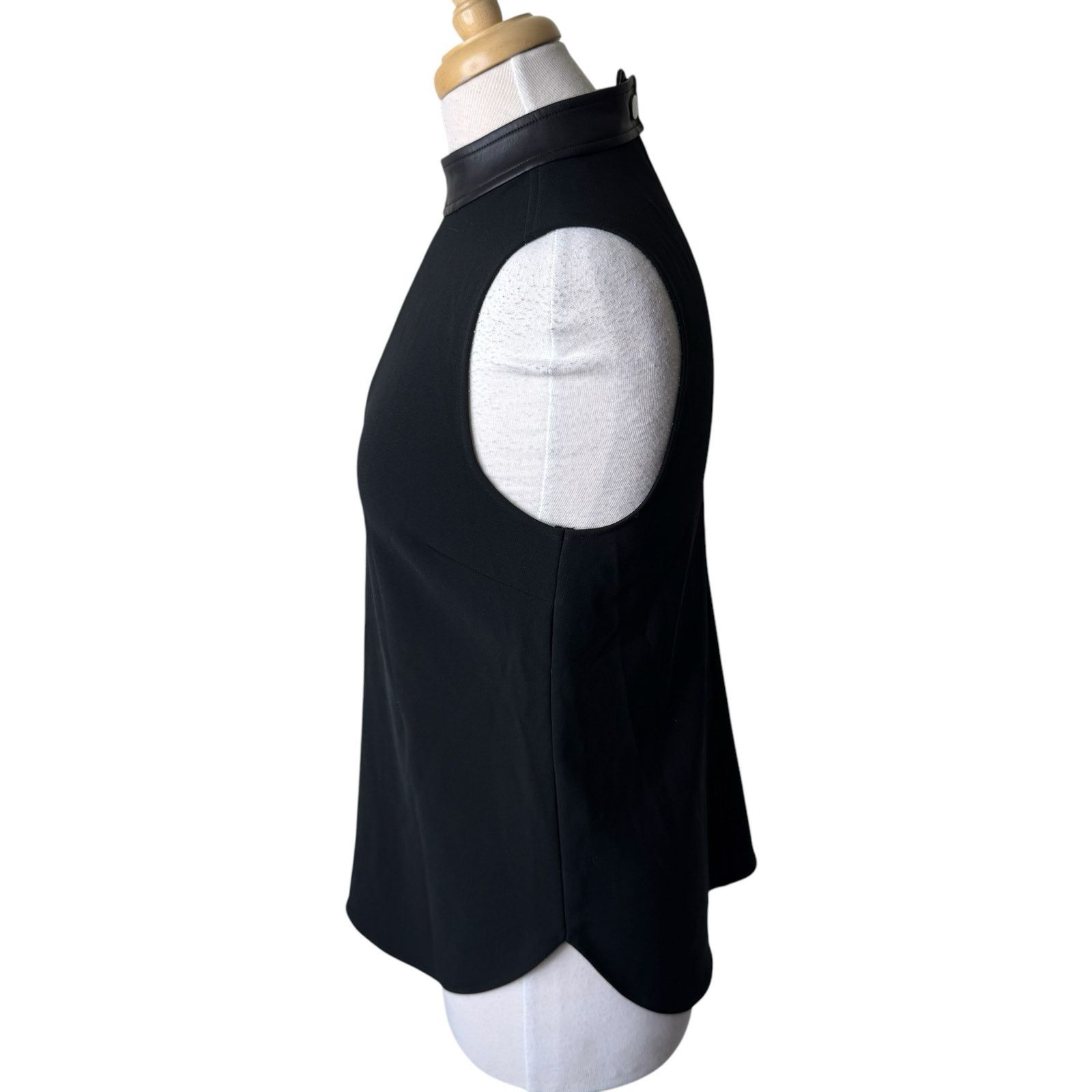 A.L.C. A.L.C Dallas Top Keyhole Faux Leather Neck Black Size 2 Size XS / US 0-2 / IT 36-38 - 8 Thumbnail