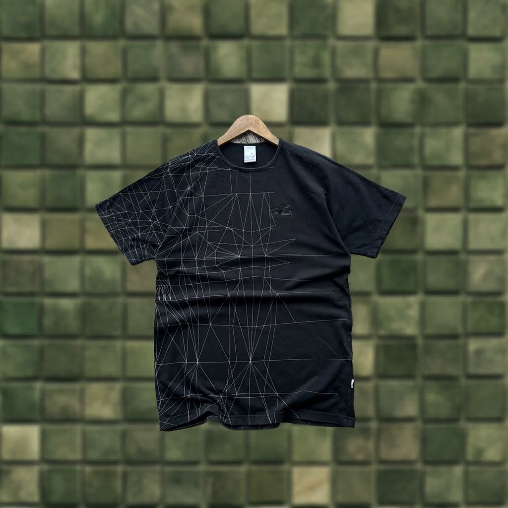 Nike VINTAGE Nike Air 90s Graphic Logo Y2K Black T Shirt M Men Size US M / EU 48-50 / 2 - 1 Thumbnail