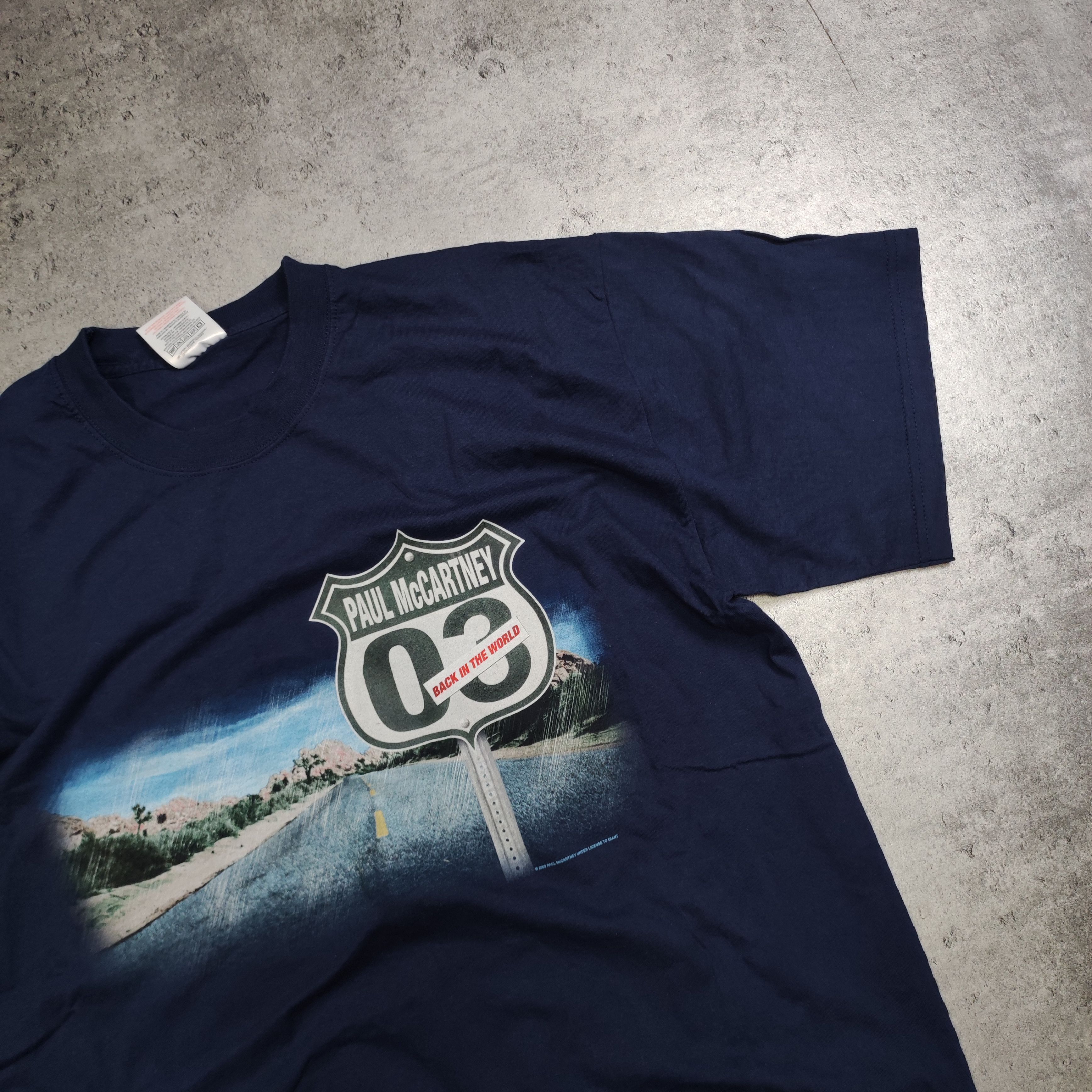 Band Tees × Vintage RARE Vintage Paul McCartney Back in The World 2003 Tour Tee Size US XL / EU 56 / 4 - 3 Thumbnail