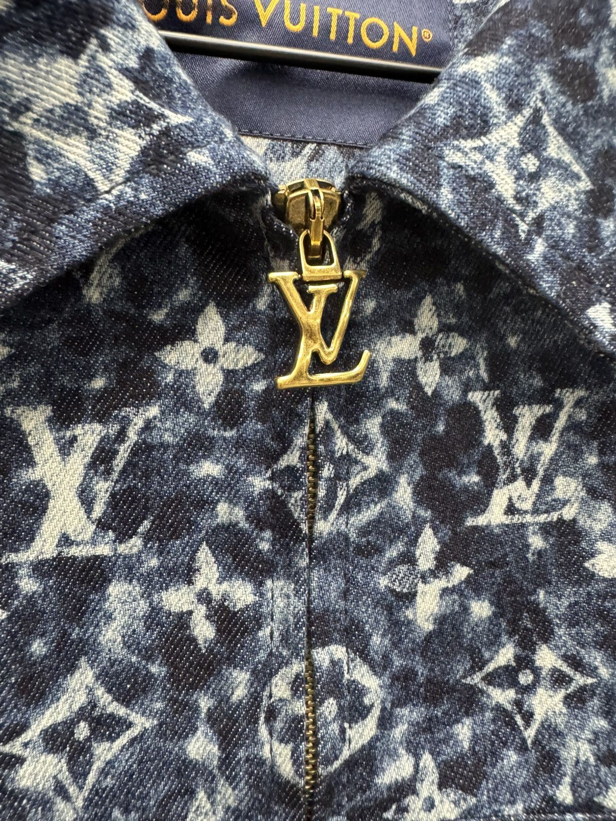 Louis Vuitton Rare! Louis Vuitton All Over Denim Jacket Size US XXL / EU 58 / 5 - 2 Thumbnail