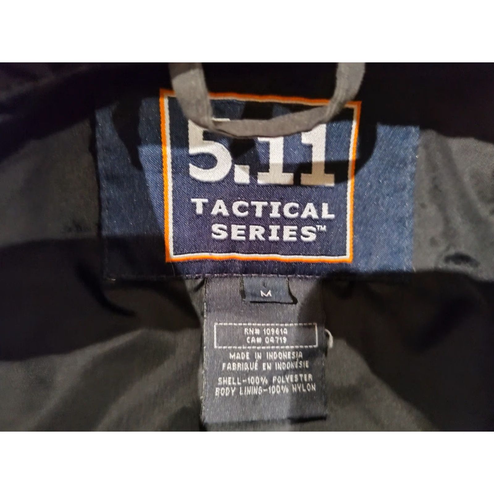 Vintage 5.11 Tactical Black Full Zip Windbreaker Jacket Mens Size Medium M Packable EUC Size US M / EU 48-50 / 2 - 7 Thumbnail
