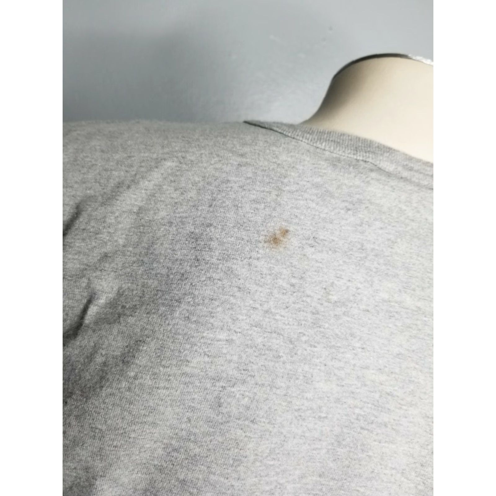 Champion Champion Men’s Gray Distressed T-Shirt M - Triple Spell Out - Crew Neck - Regular Fit Size US M / EU 48-50 / 2 - 4 Thumbnail