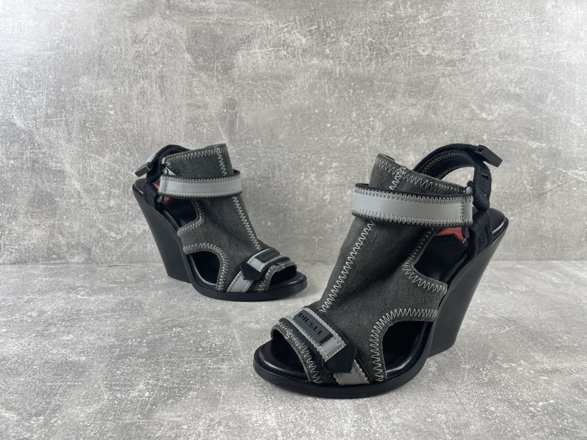 Diesel Diesel Platform Wedge Avant-Garde Star Logo Straps Sandals Size US 10 / IT 40 - 4 Thumbnail
