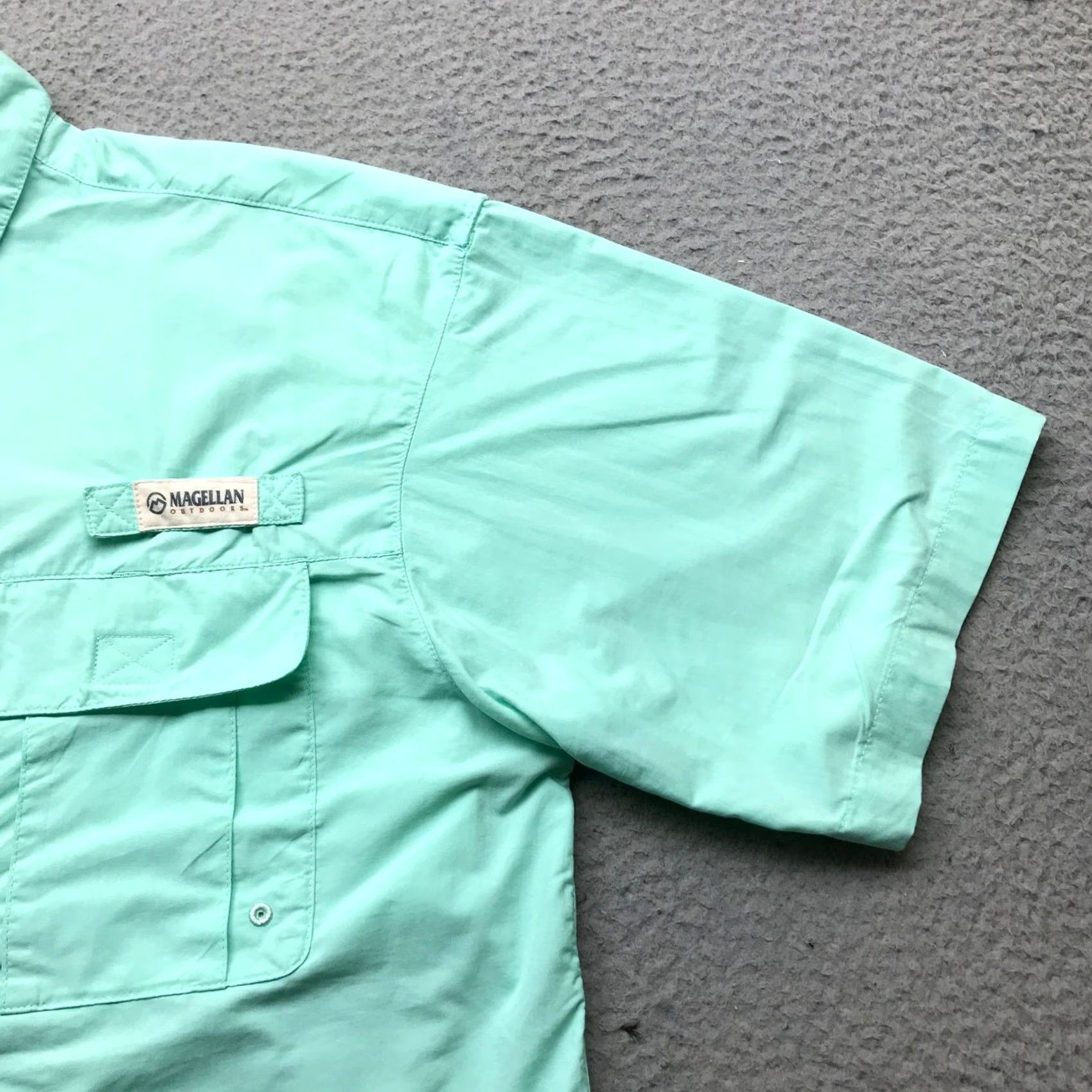 Vintage Magellan Outdoors Fish Gear Button Down Vented Shirt Nylon Men Medium Casual, Travel, Workwear Size US M / EU 48-50 / 2 - 7 Thumbnail
