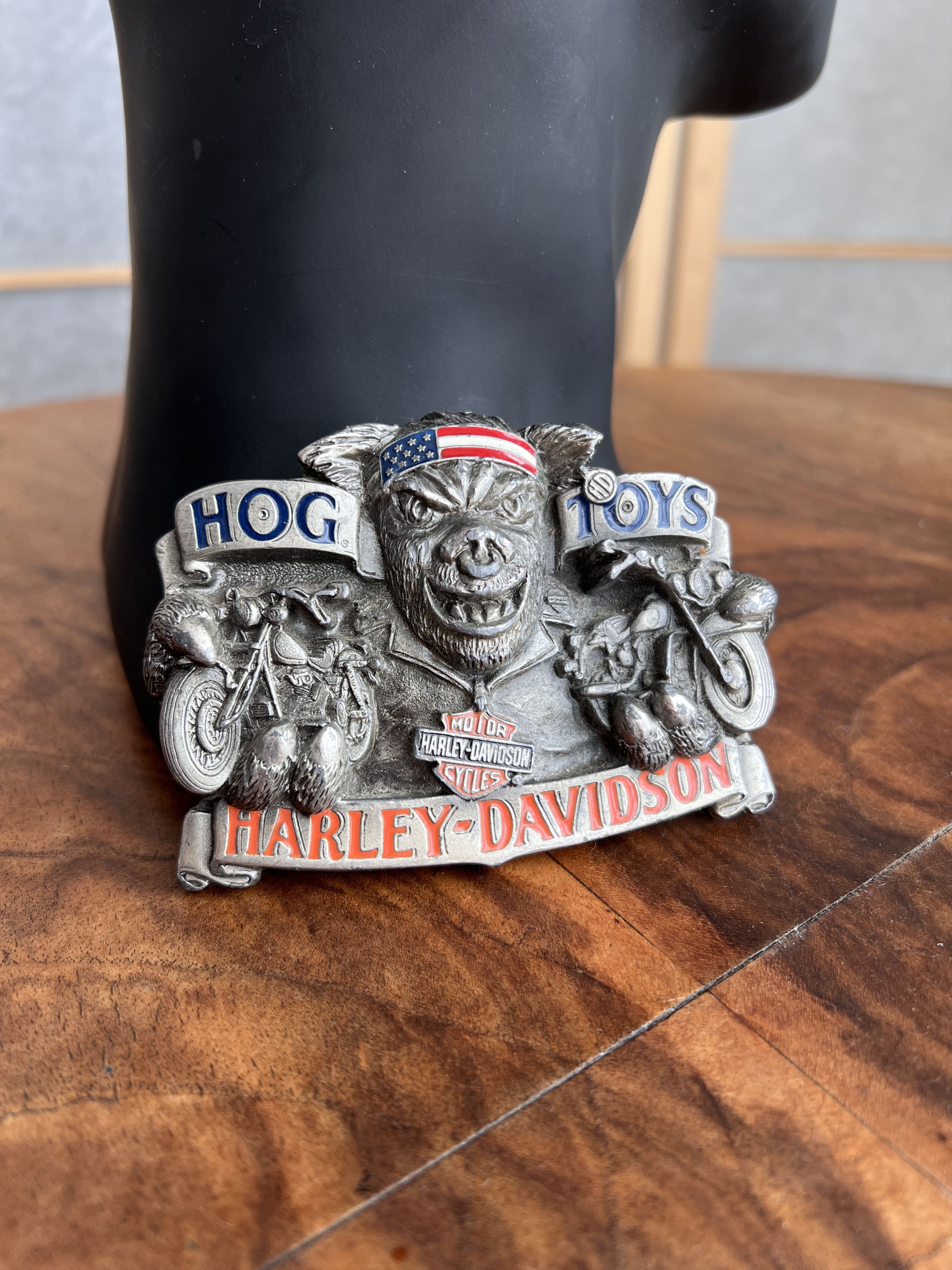 Harley Davidson Rare! 1991 vintage USA Harley Davidson Hog Toys belt buckle Size ONE SIZE - 2 Thumbnail