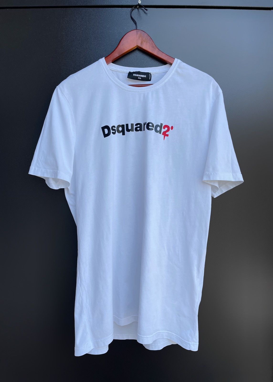 Dsquared2 × Vintage Dsquared2 tee t-shirt big logo Size US L / EU 52-54 / 3 - 1 Thumbnail