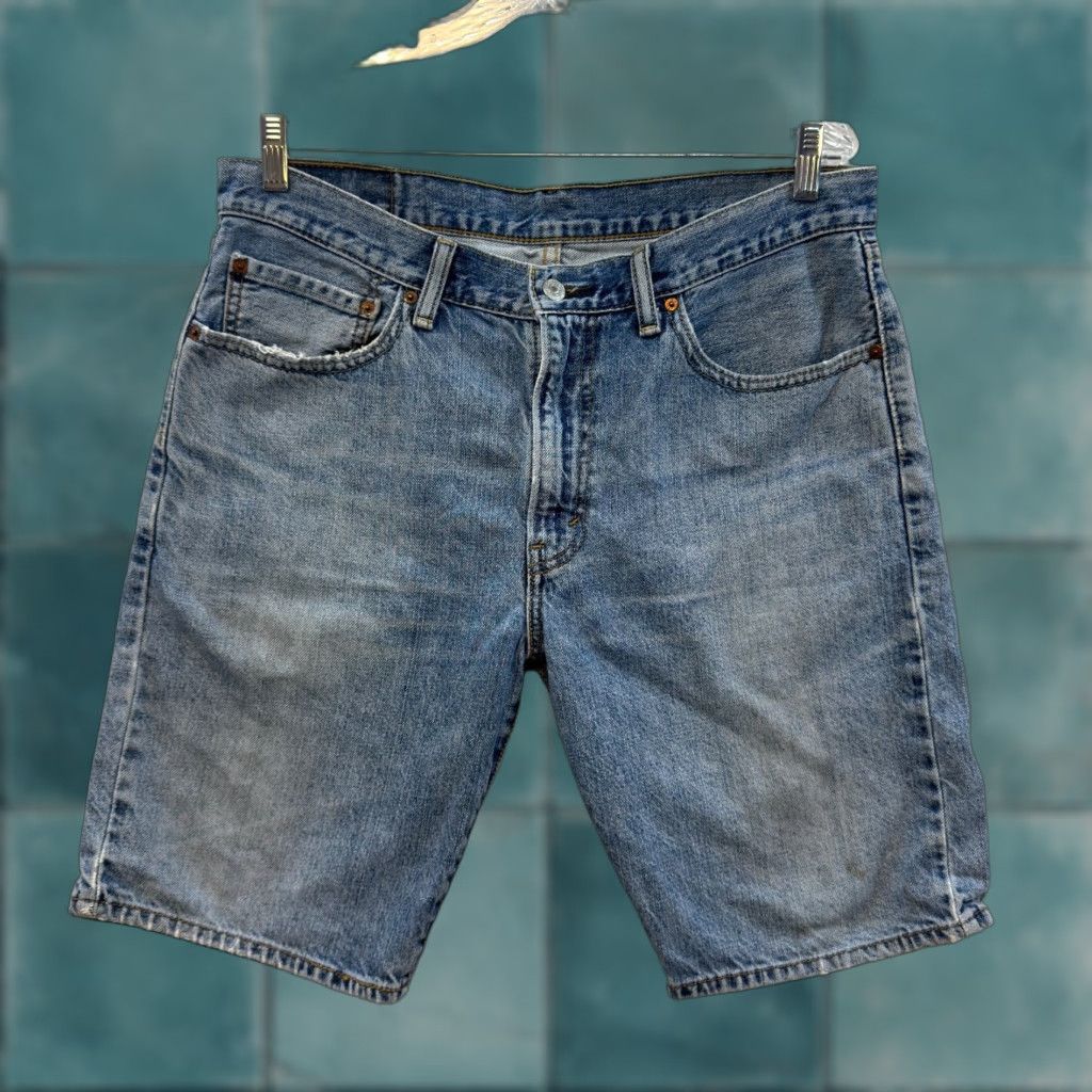Levi's VINTAGE Levi's 505 Denim Jean Shorts Jorts Mens 34 Medium Wash Grunge Skater Size US 34 / EU 50 - 1 Thumbnail