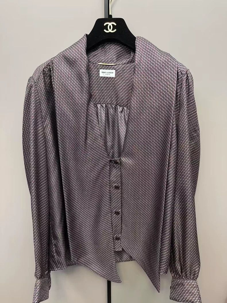 Saint Laurent Paris Saint Laurent Paris Saint Laurent High-End Printed Tie Shi Size US M / EU 48-50 / 2 - 3 Thumbnail