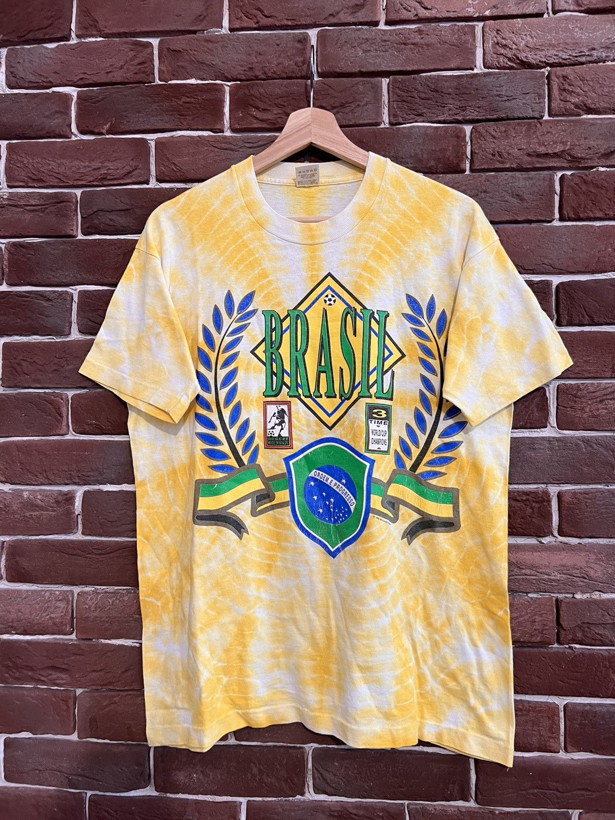 Vintage Rare Vintage 1993 Brasil Soccer Jersey Football Fifa Tee Size US L / EU 52-54 / 3 - 1 Thumbnail