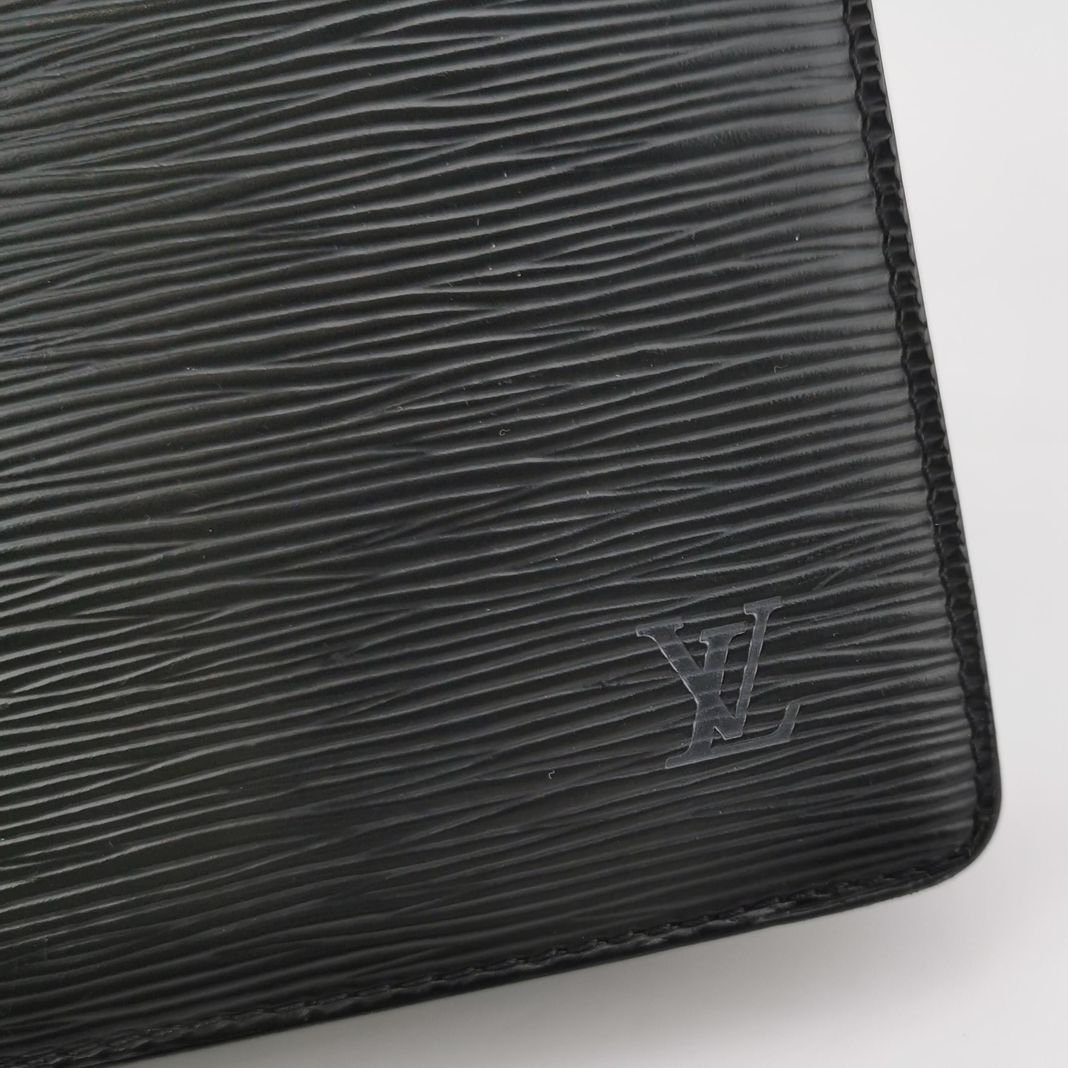 Louis Vuitton Louis Vuitton (LV) Cowhide Solid Color Water Ripple Second- Size ONE SIZE - 3 Thumbnail