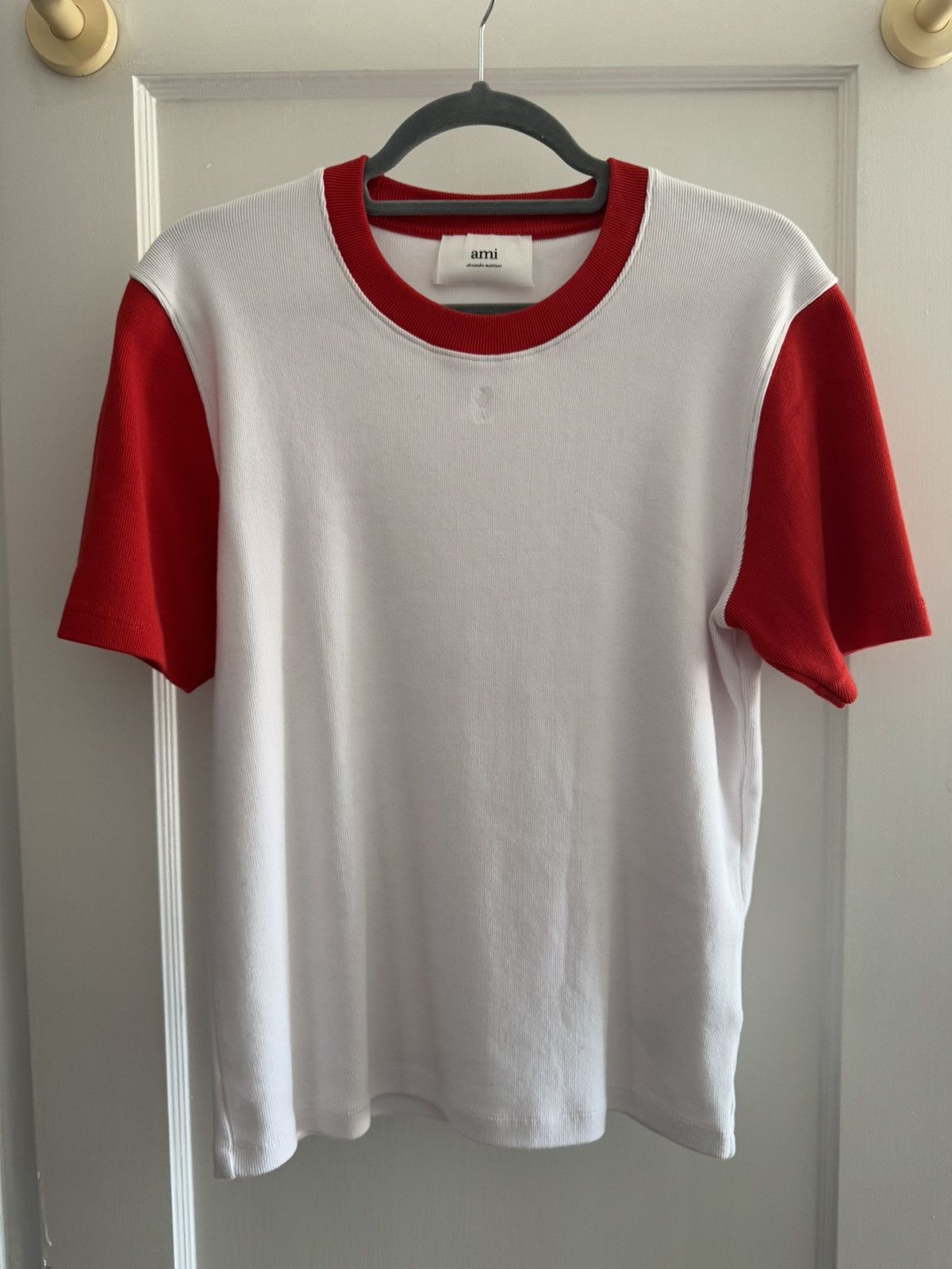 AMI AMI white and red baby tee. Size US XL / EU 56 / 4 - 1 Thumbnail