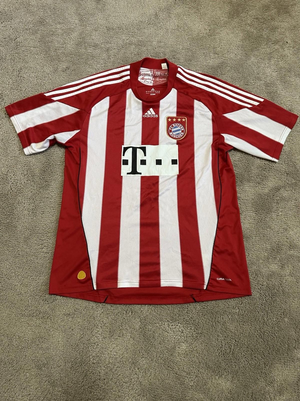 Adidas BAYERN MUNICH 2010 2011 HOME FOOTBALL SHIRT ADIDAS JERSEY Size US XL / EU 56 / 4 - 1 Thumbnail