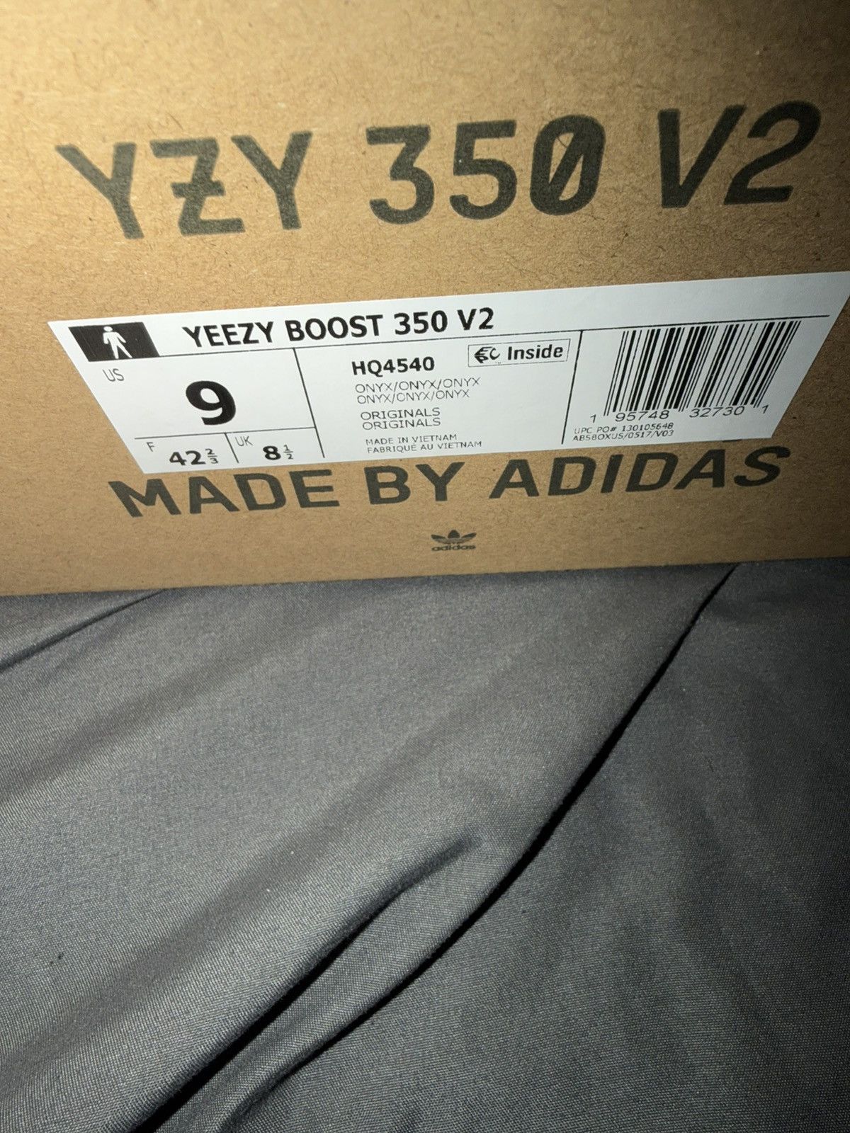 Yeezy Adidas Yeezy Boost 350 V2 ‘Onyx’ Size 9M Size US 9 / EU 42 - 8 Thumbnail