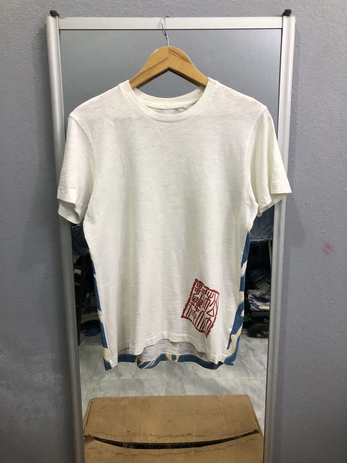 Uniqlo UNIQLO UT Koi Fish Japanese Art Tee – Indigo Ukiyo-e Vibes Size US S / EU 44-46 / 1 - 2 Thumbnail