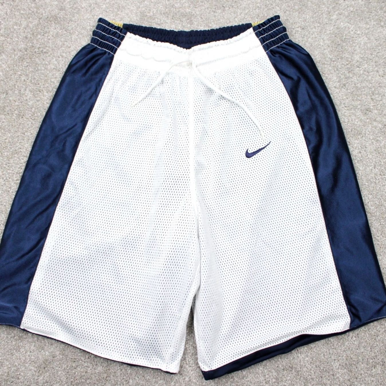 Nike Nike Hoops Shorts Mens Medium Reversible 9" Inseam Blue/White/Yellow Basketball Athletic Casual Sports 90s Retro Mens Size US 31 - 5 Thumbnail