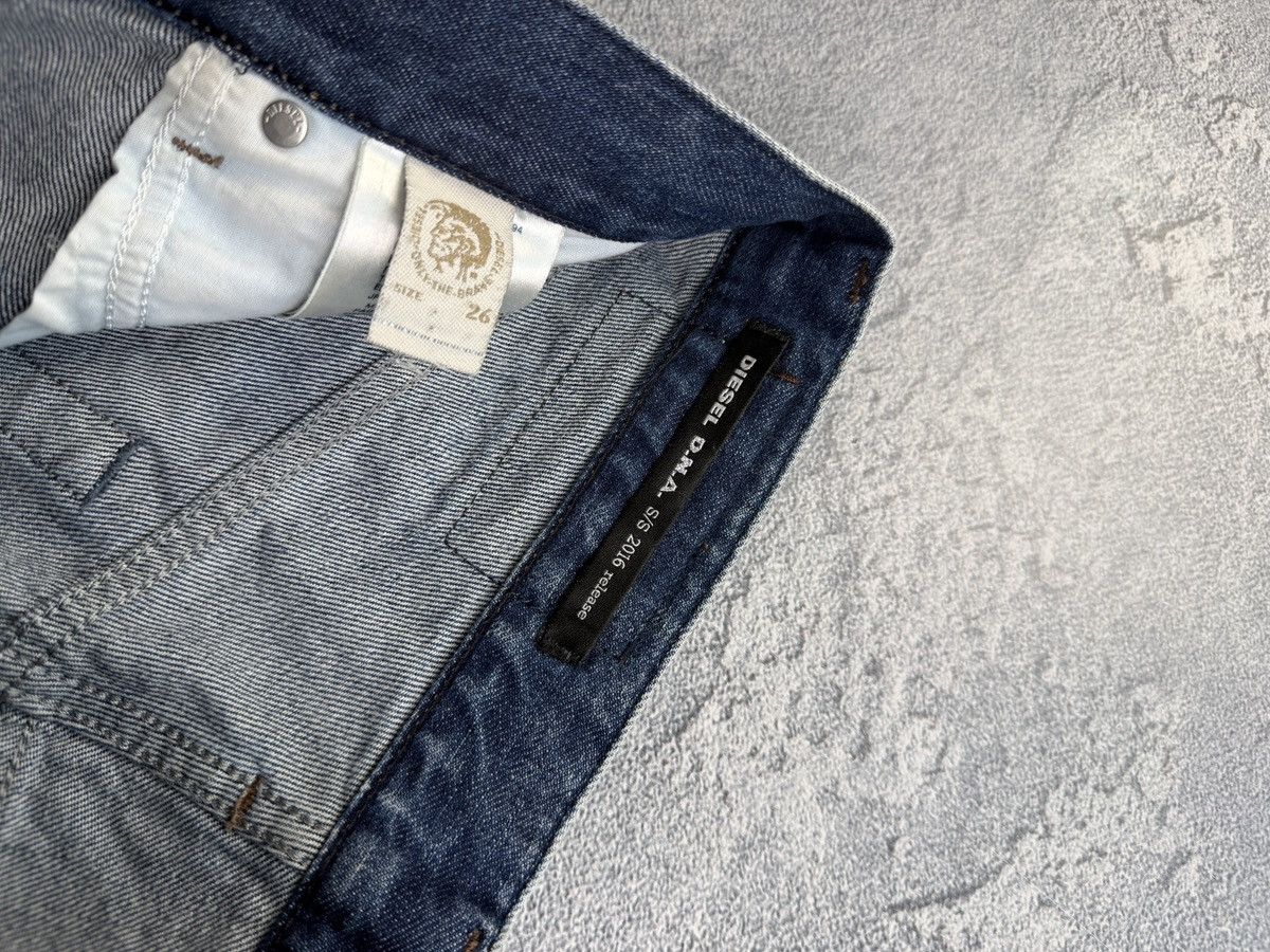 Diesel Vintage Diesel Jeans Flared Wide Japanese Y2K Faded Distress Size US 26 / EU 42 - 7 Thumbnail