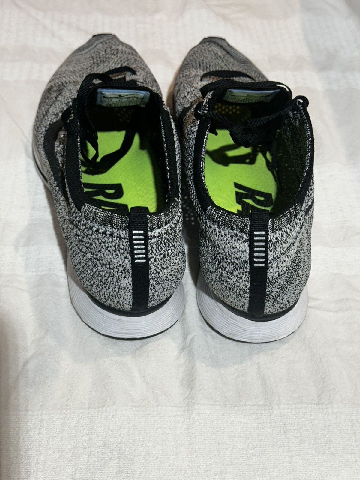 Nike Nike Flyknit Racer - OREO Size US 13 / EU 46 - 9 Thumbnail
