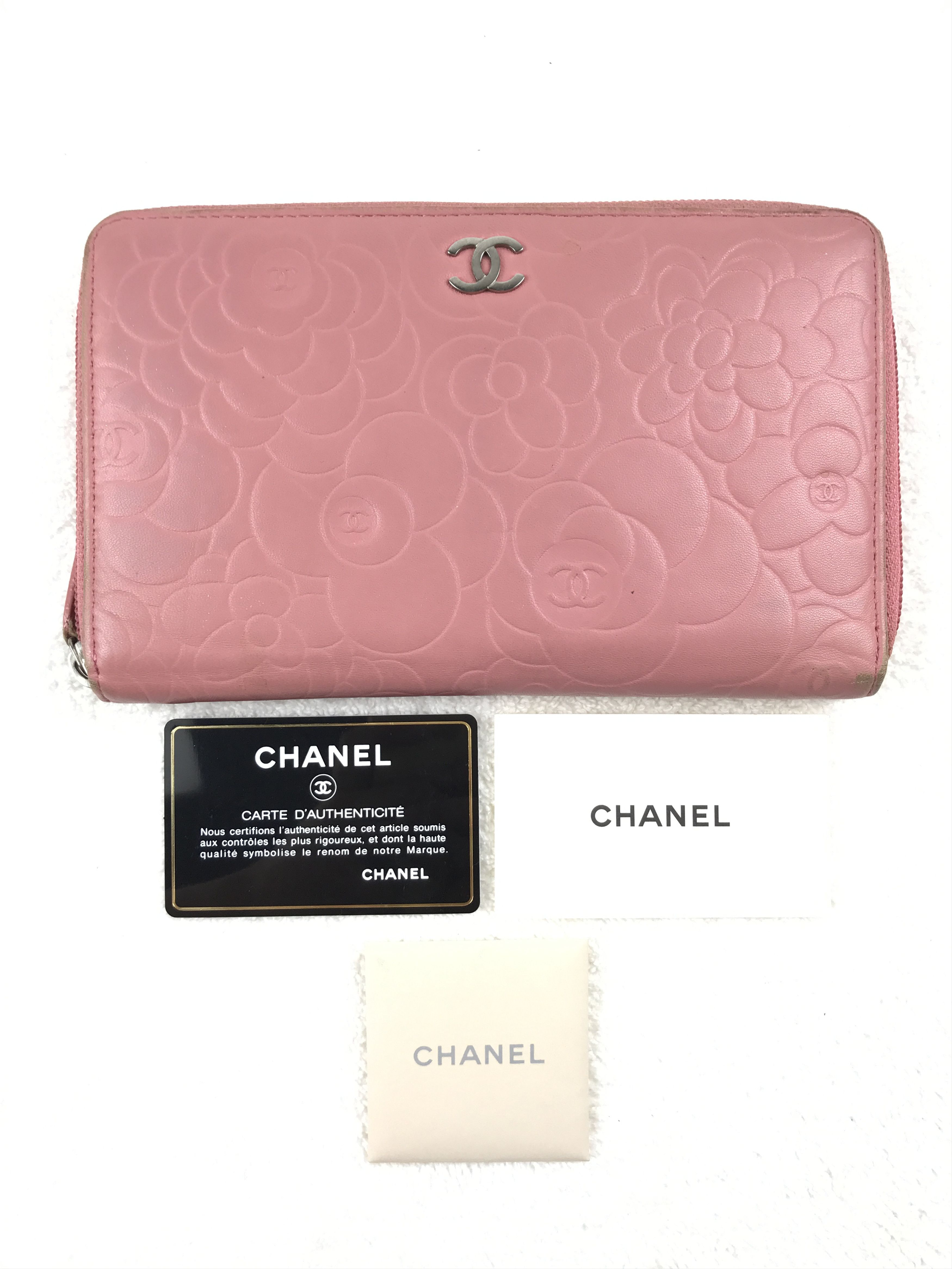 Chanel × Vintage Chanel Pink Embossed Camellia Wallet Zip Around With Box Size ONE SIZE - 1 Thumbnail
