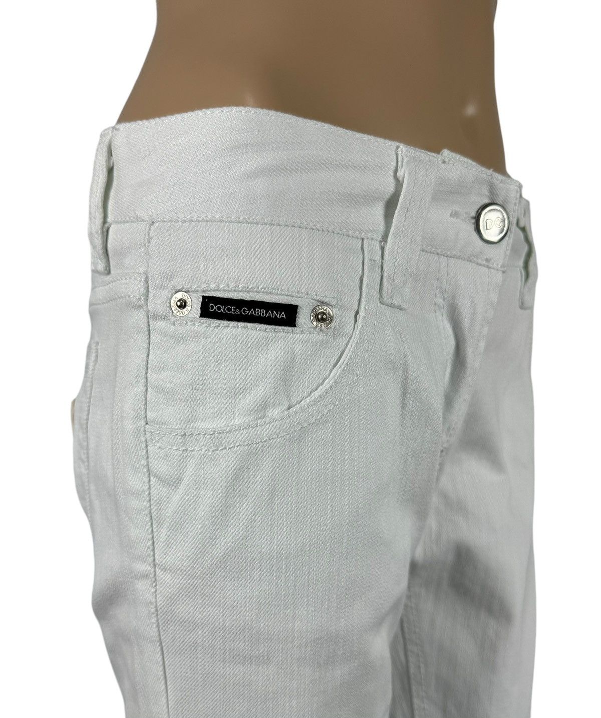 Dolce & Gabbana Dolce & Gabbana Jeans Crop Metal Logo Button Accent size 40 Size 27" / US 4 / IT 40 - 13 Thumbnail