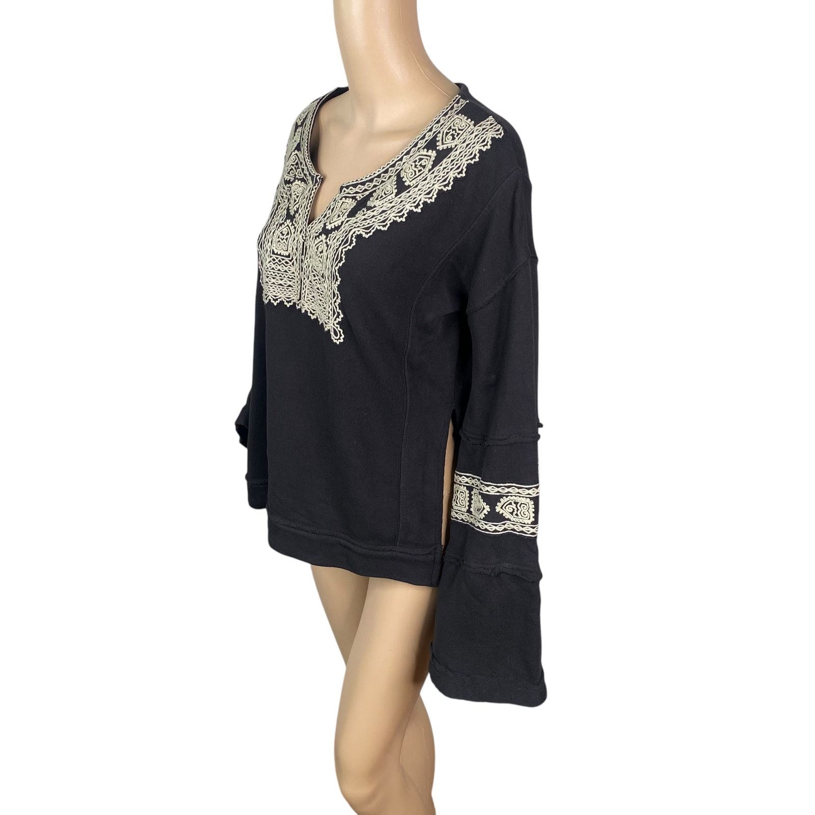Free People Free People $148 Santa Maria Black Embroidered Pullover XS Size XS / US 0-2 / IT 36-38 - 10 Thumbnail