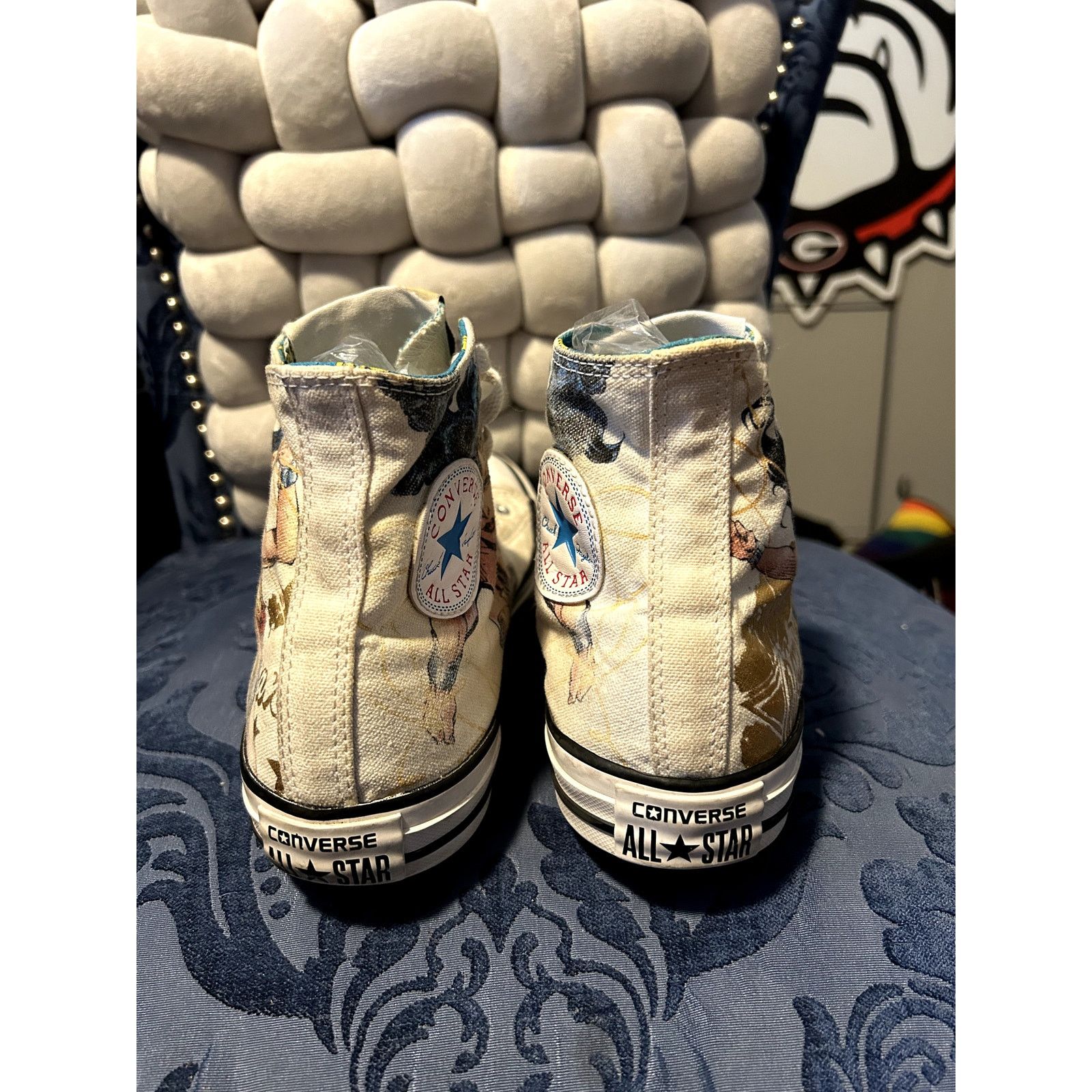 Converse Converse x Wonder Woman All Star High Tops Size 7 NWOT Size US 7 / IT 37 - 3 Thumbnail
