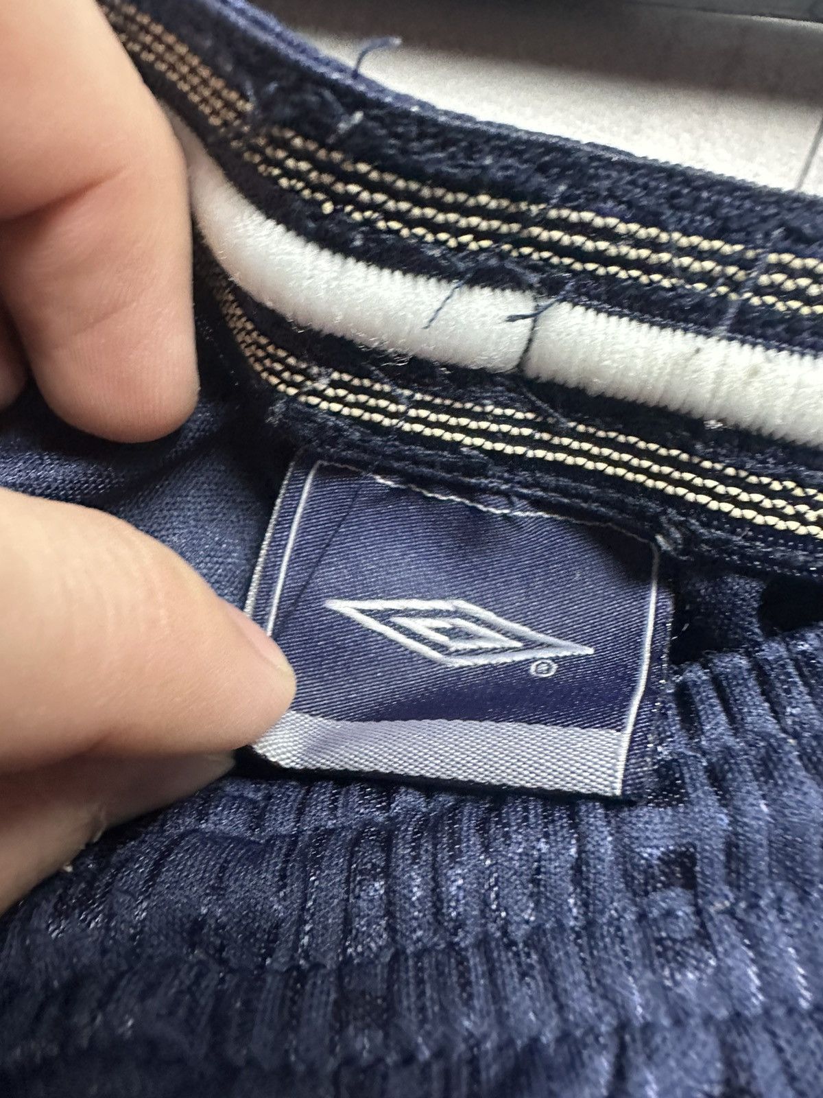 Umbro × Vintage Vintage Umbro shorts size L monogram Size US 34 / EU 50 - 4 Thumbnail