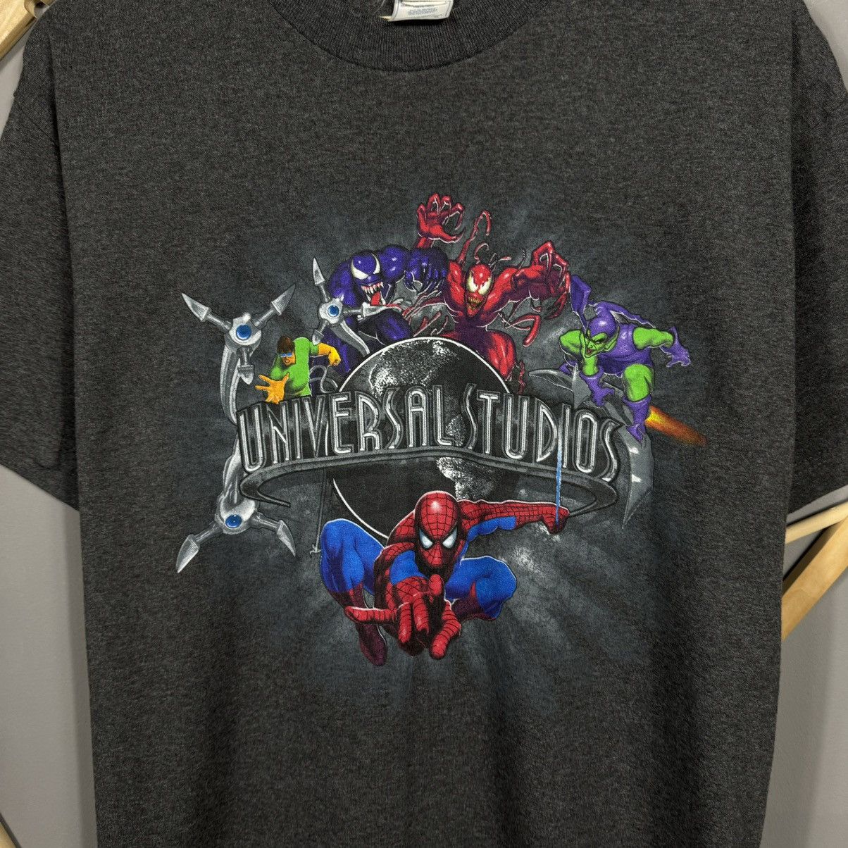 Marvel Comics × Universal Studios × Vintage Vintage Marvel 00s Spider Man Universal Studios T-shirt Size US L / EU 52-54 / 3 - 3 Thumbnail