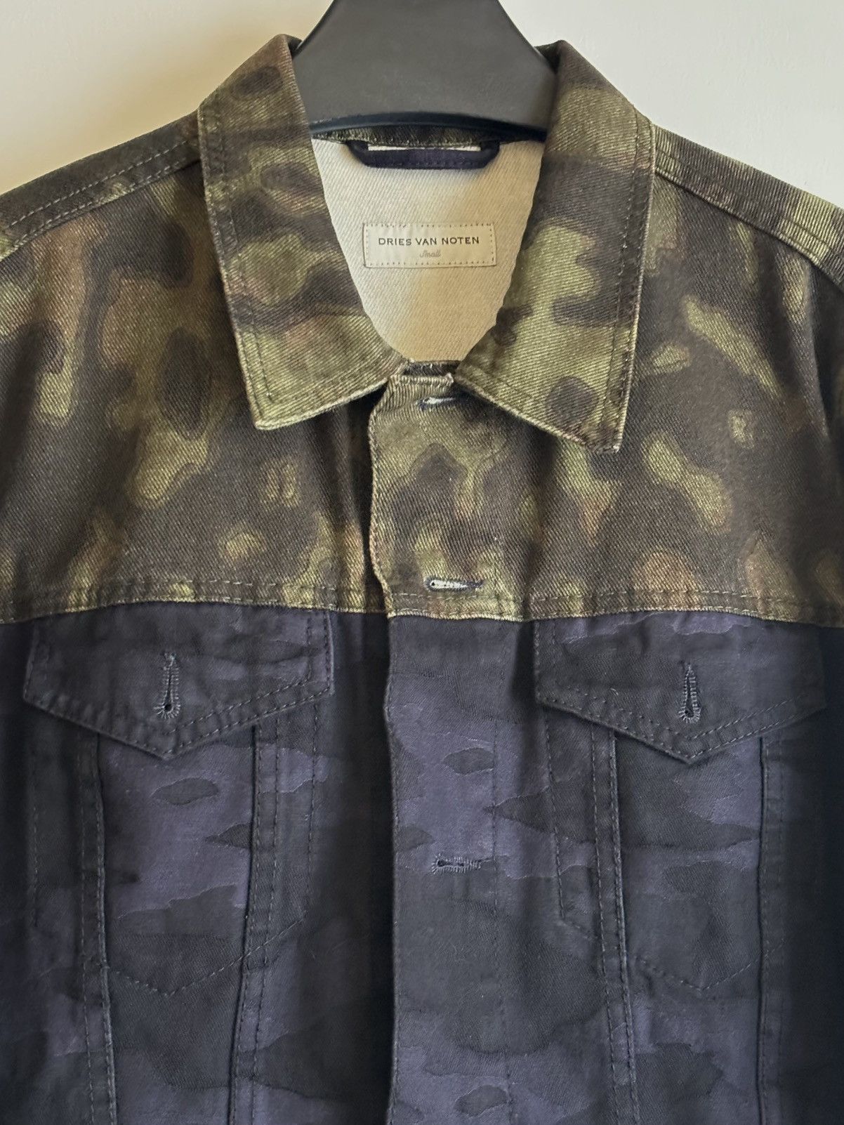 Dries Van Noten Dries Van Noten | Camo Patchwork Denim Jacket Size US S / EU 44-46 / 1 - 3 Thumbnail