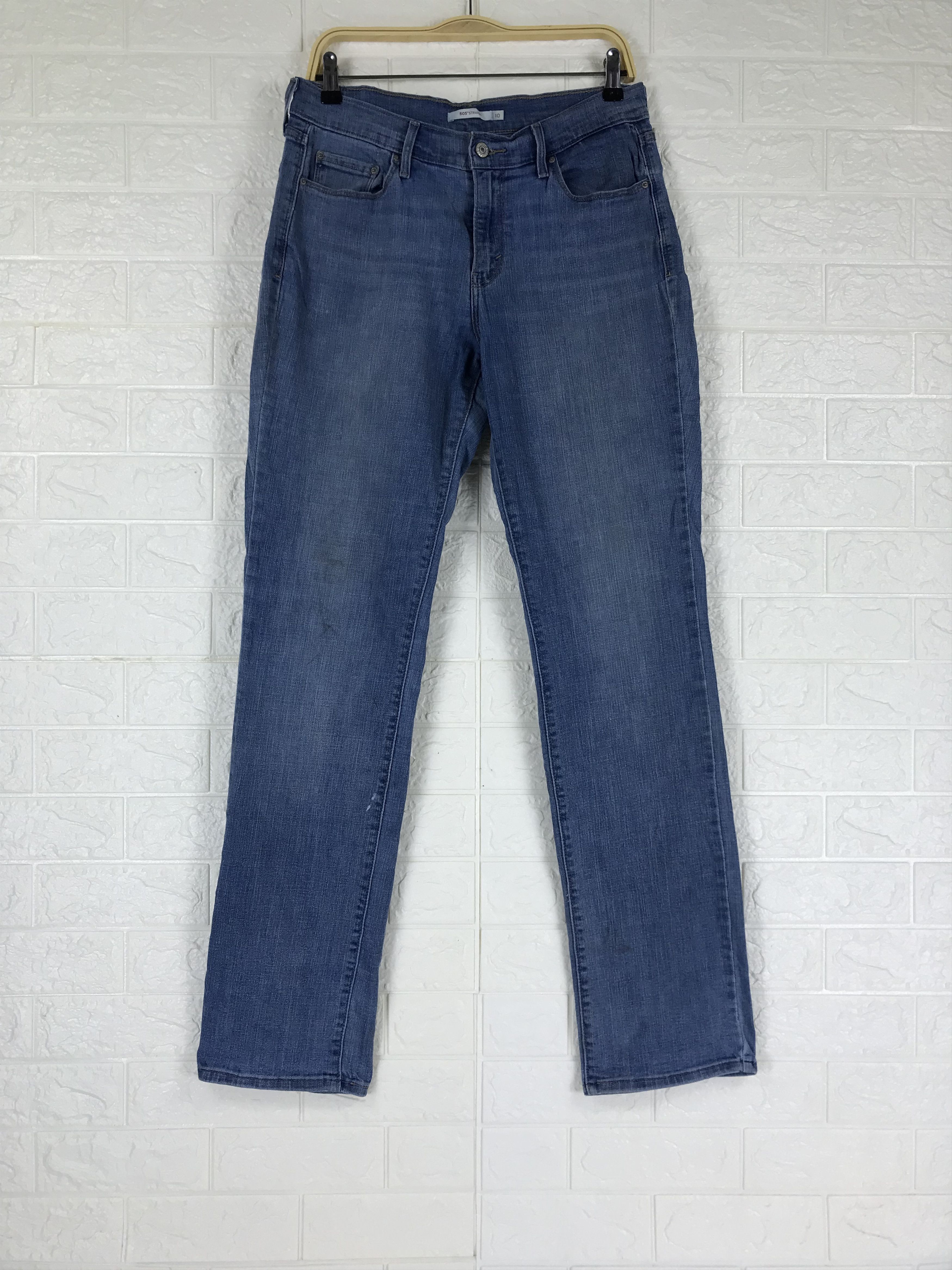 Levi's Vintage Levi's 505 Straight Cut Blue Wash Jeans Size 30" / US 8 / IT 44 - 1 Thumbnail