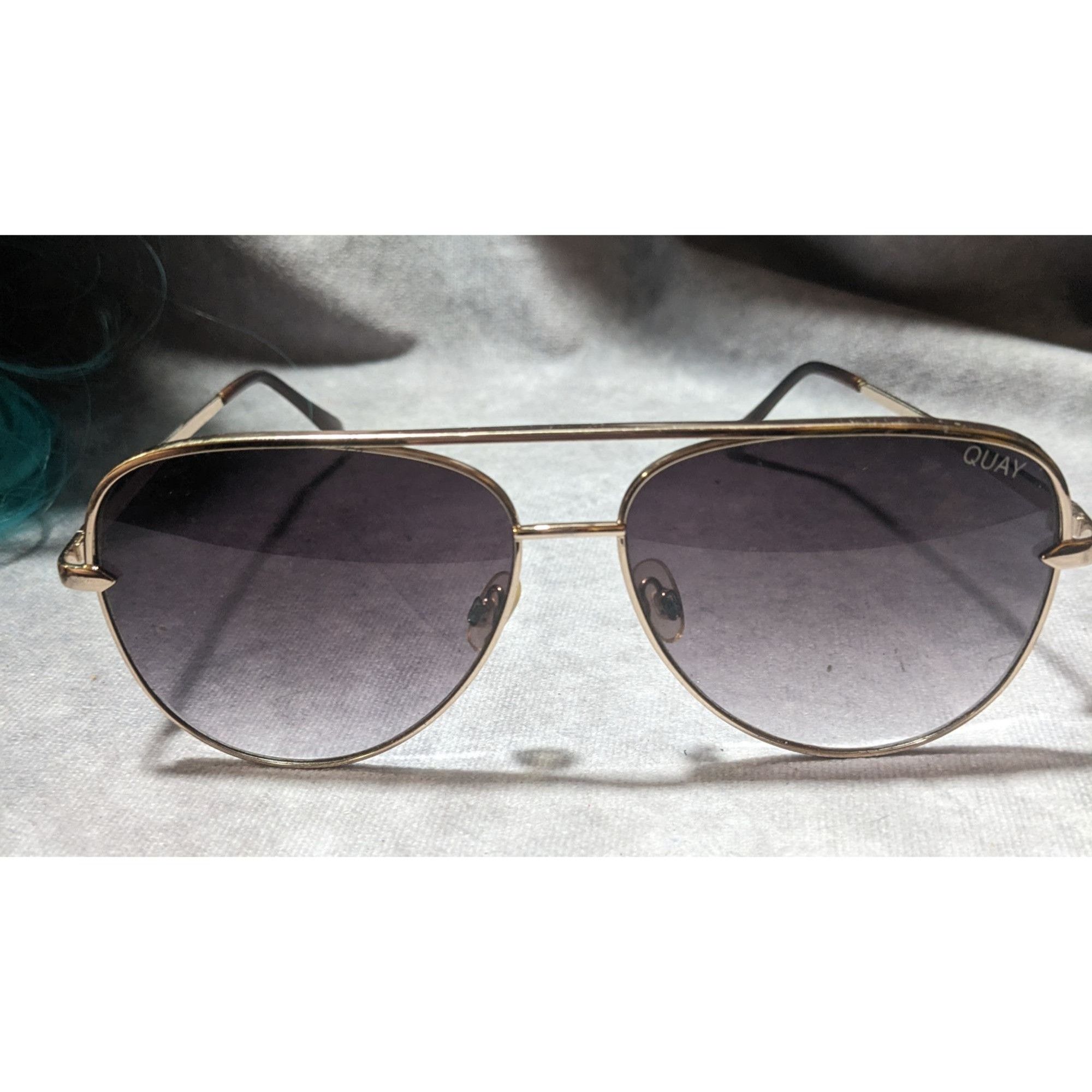 Quay Quay x Desi Sahara Gold Aviator Sunglasses Size ONE SIZE - 1 Thumbnail