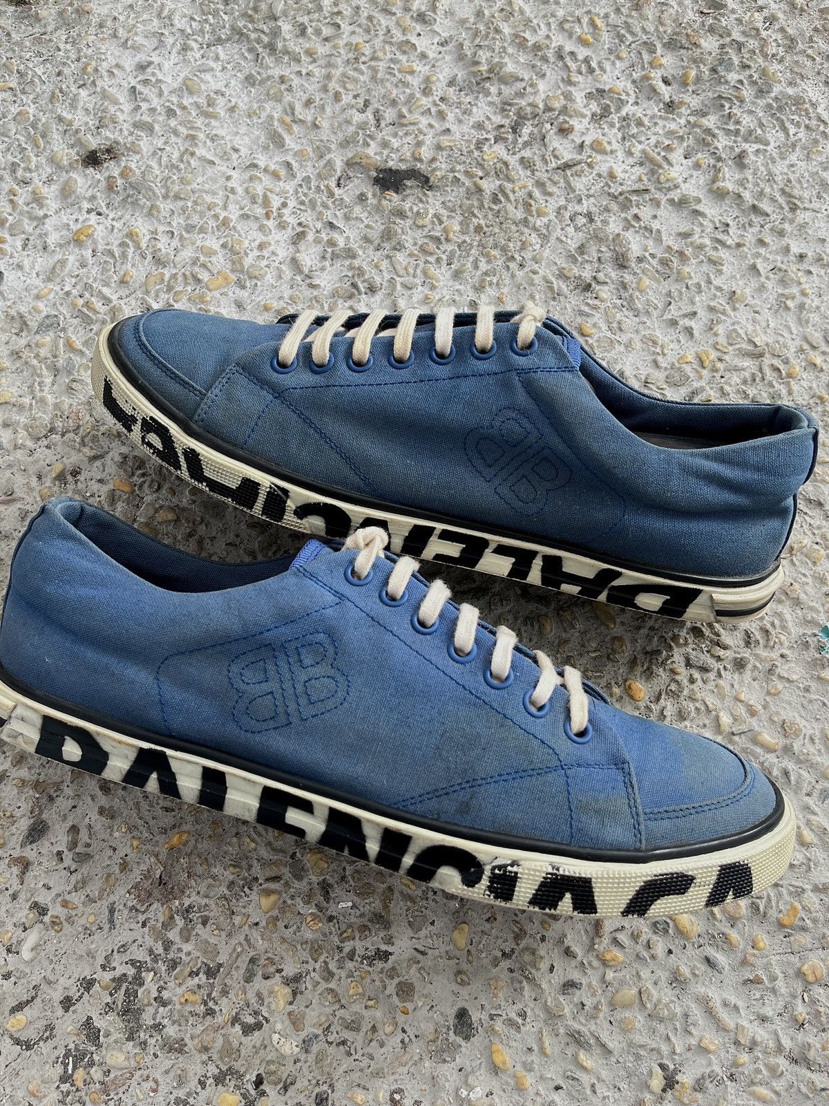 Balenciaga Match Grafitti Sneaker Size US 8 / EU 41 - 2 Thumbnail