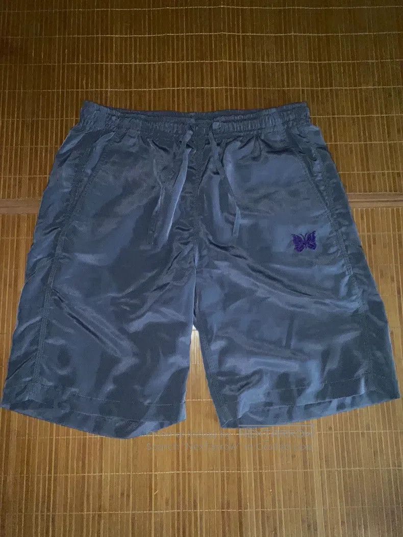 Needles Needles size M Classic butterfly embroidered nylon quick-dr Size US 34 / EU 50 - 1 Thumbnail
