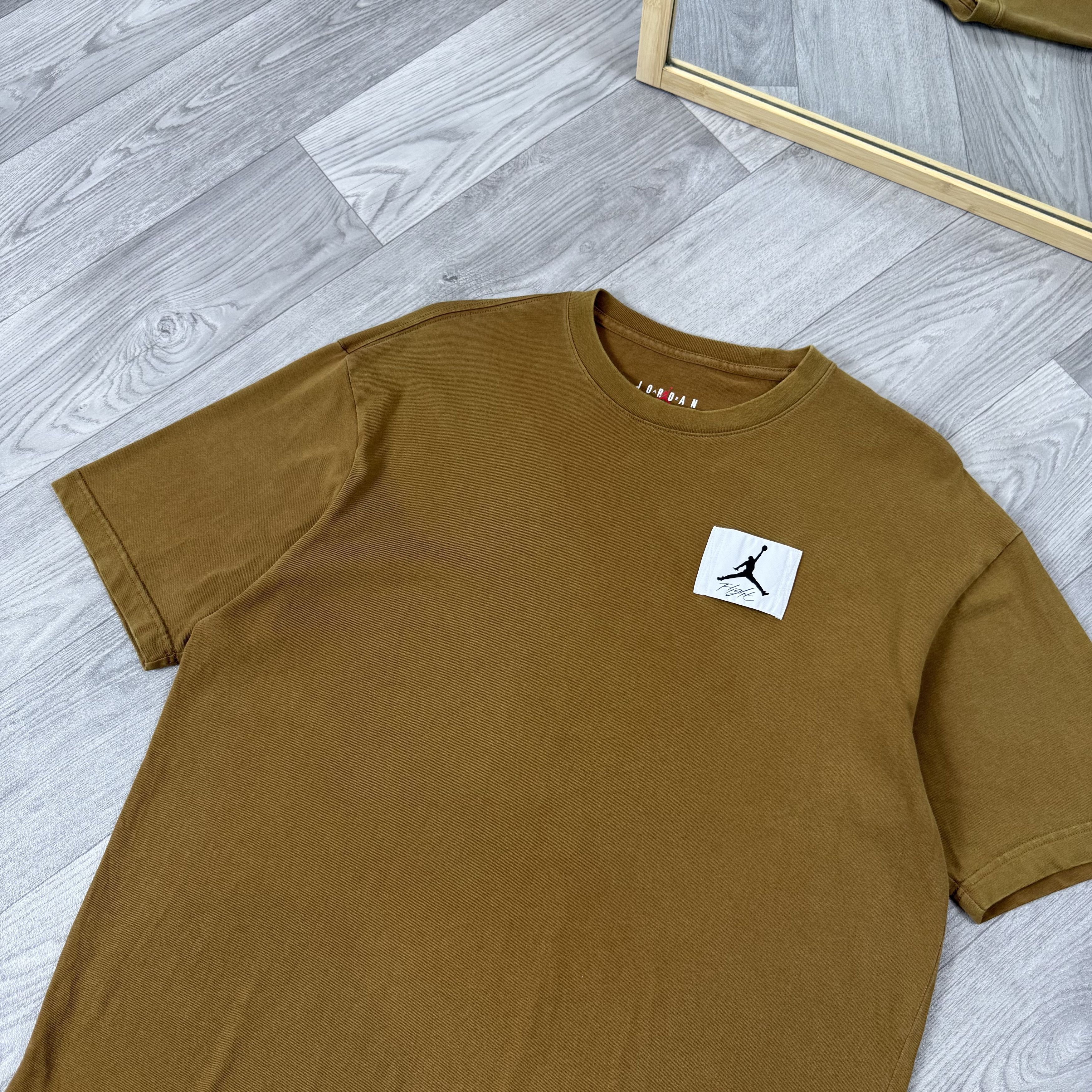 Jordan Brand Air Jordan Oversized Brown Tee Shirt Size US M / EU 48-50 / 2 - 4 Thumbnail