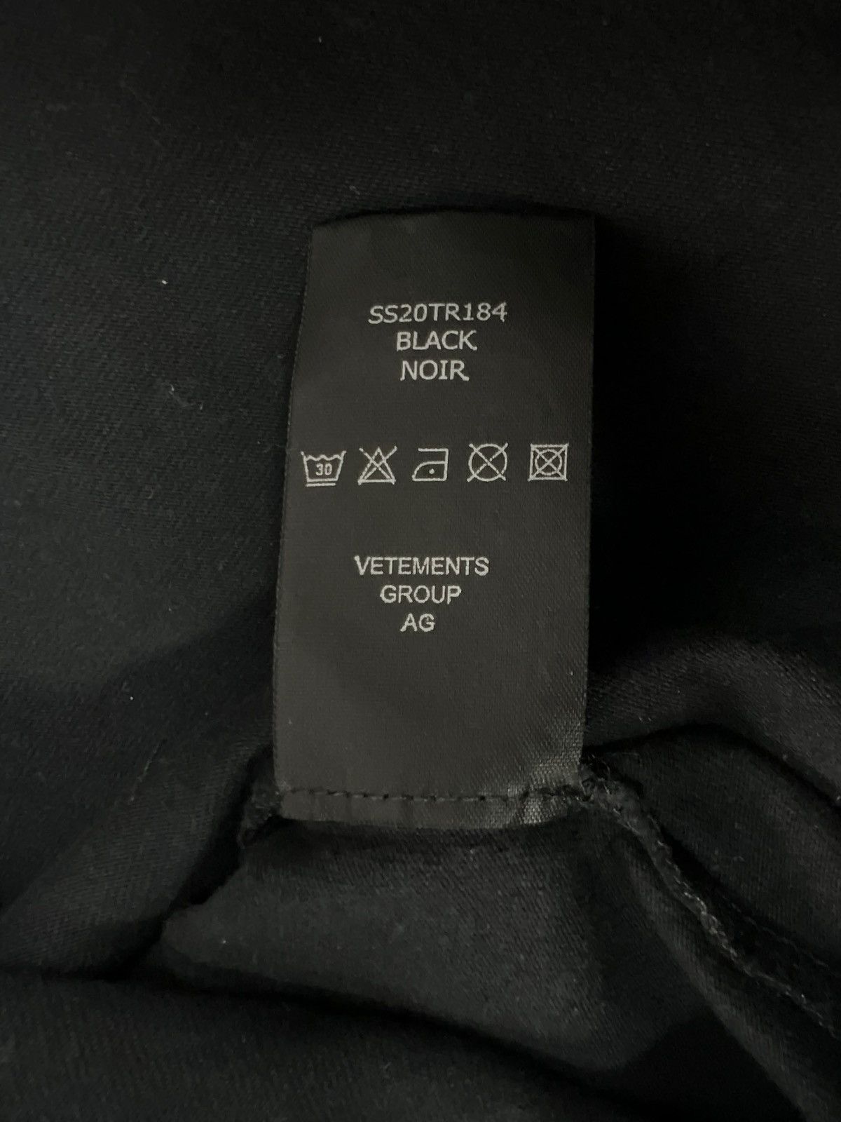 Vetements Vetements Graffiti Hoodie Size US L / EU 52-54 / 3 - 9 Thumbnail