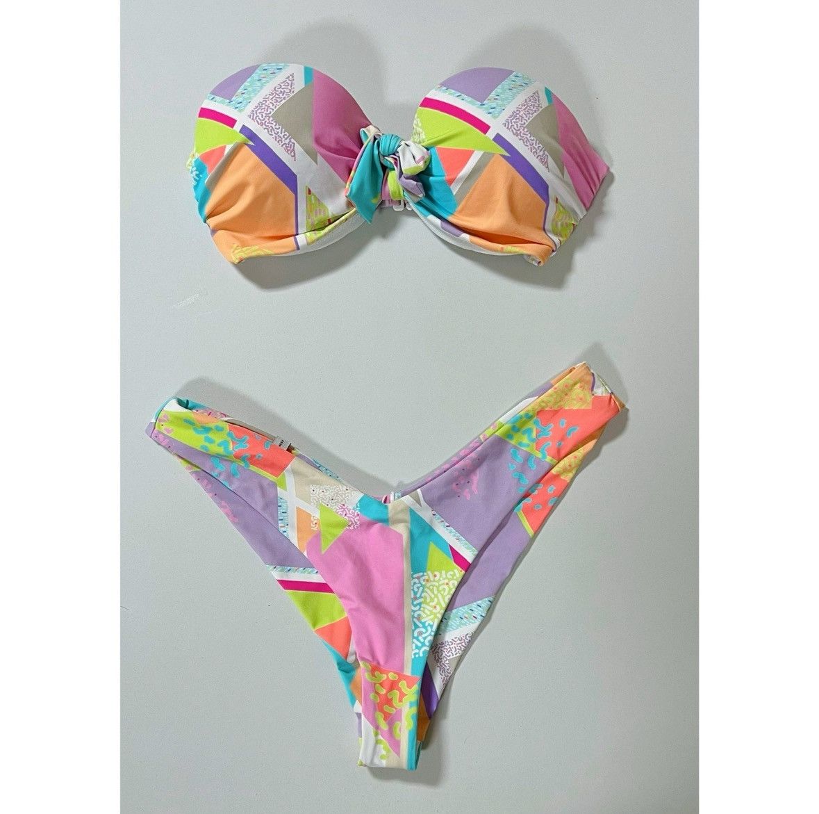 Body Glove Body Glove Geometric Bikini Top (S) and Bottoms (M) Set 🌸✨ Size S / US 4 / IT 40 - 1 Thumbnail