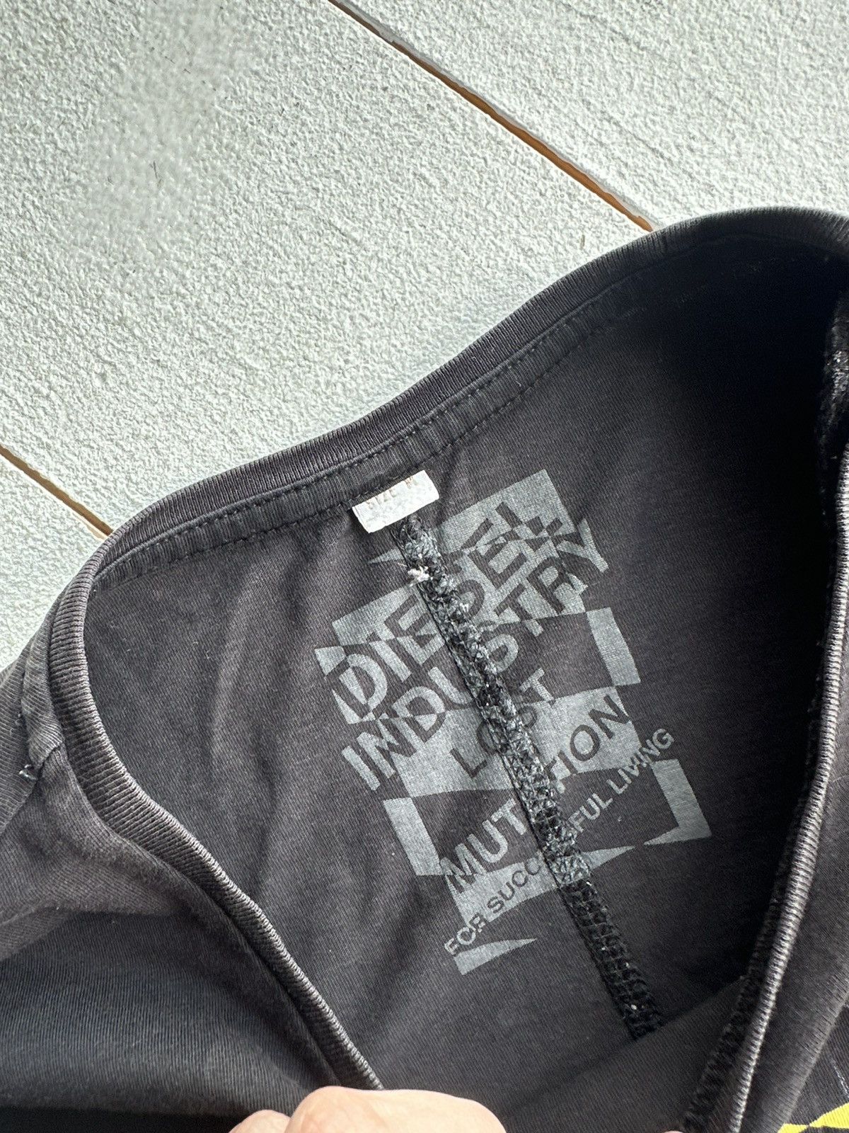 Diesel 🚨Men’s Diesel Tank Top Sleeveless Streetwear Vintage Size M Size US M / EU 48-50 / 2 - 5 Thumbnail