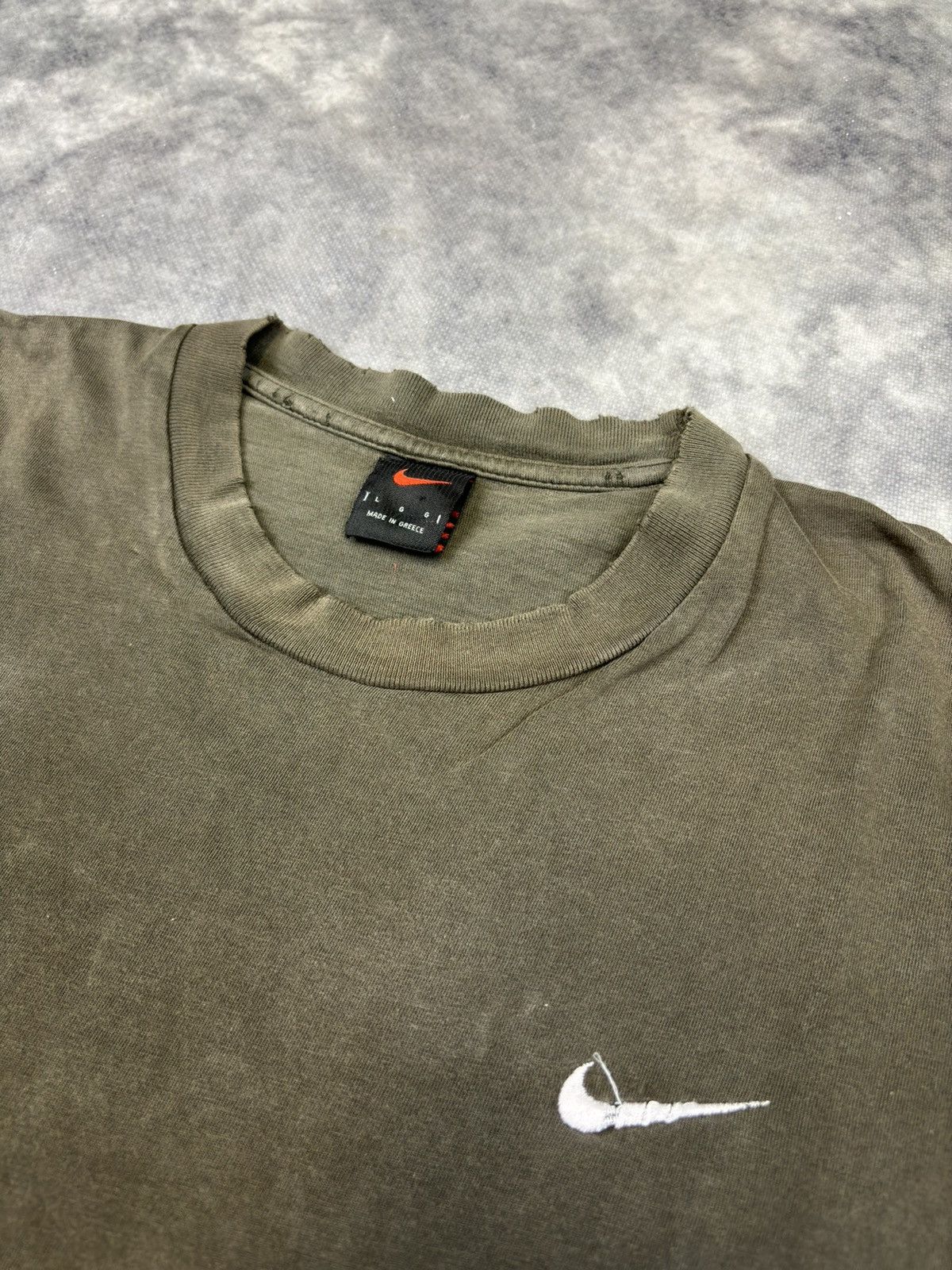 Nike × Vintage Crazy 90s Vintage Nike Swoosh Faded Black Boxy Tshirt tee Size US L / EU 52-54 / 3 - 2 Thumbnail