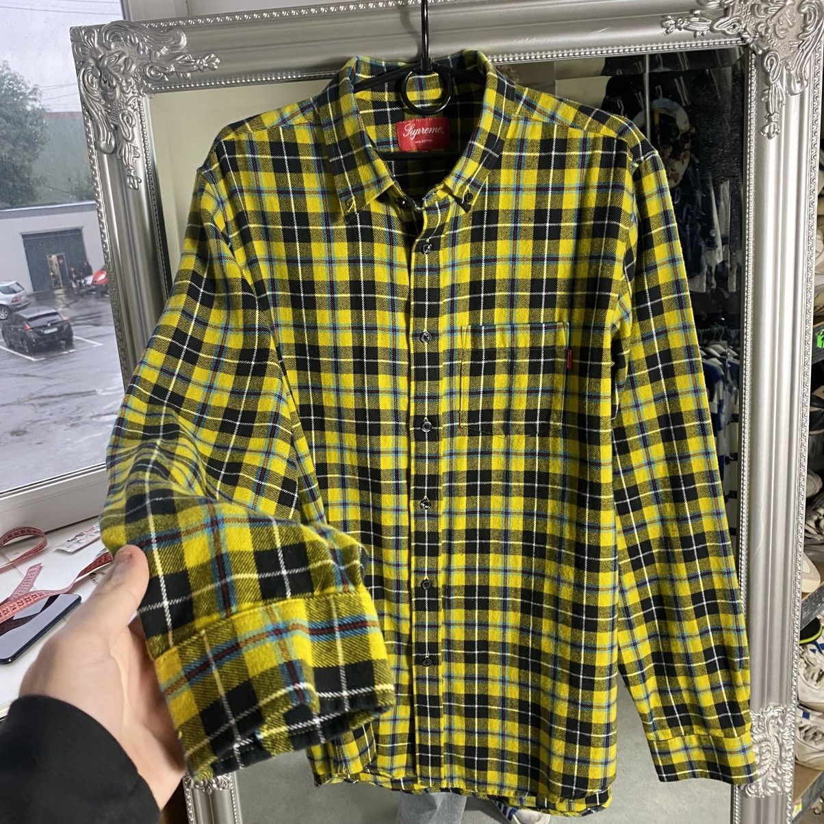 Supreme Supreme Shirt Size US M / EU 48-50 / 2 - 3 Thumbnail
