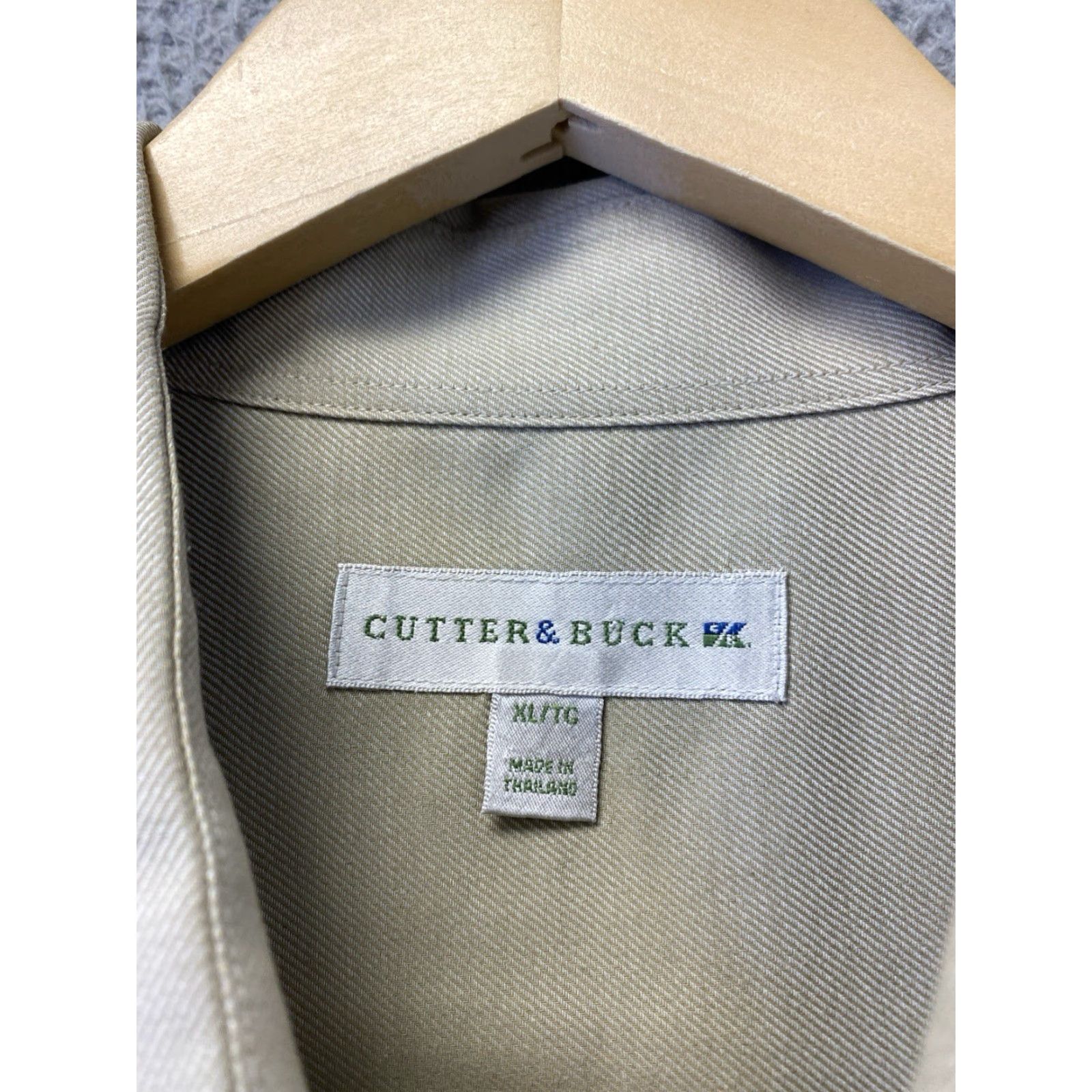 Cutter & Buck Cutter & Buck Men's Tan Long Sleeve Dress Shirt XL - Classic Fit, Button-Down, Wrinkle Resistant Size 46R - 3 Thumbnail